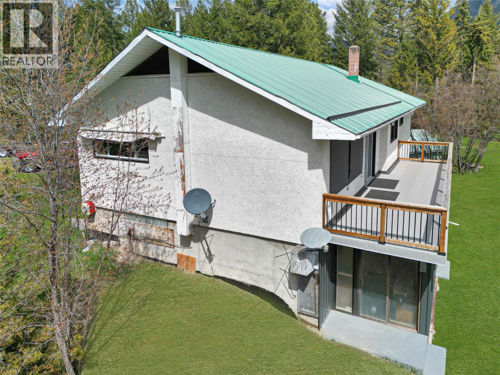 3526 Island Pond Road Property Photo 4