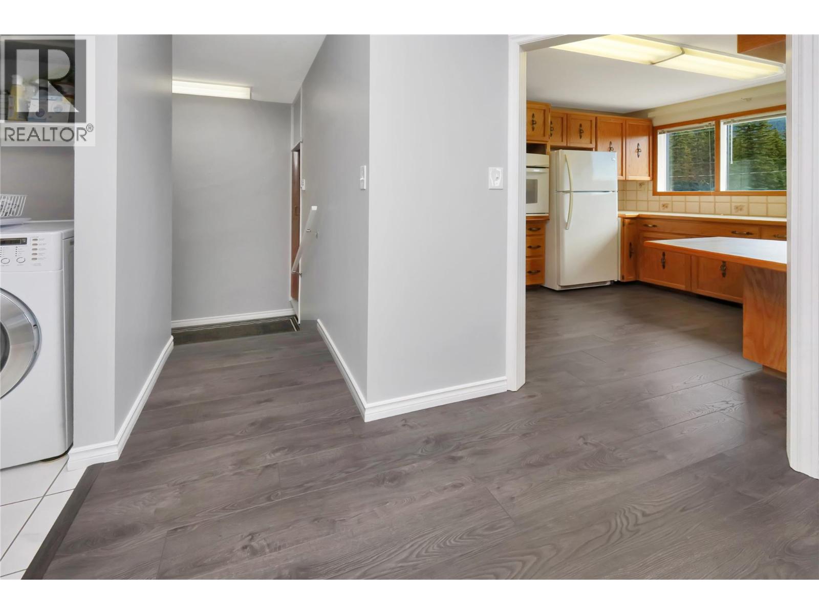 3526 Island Pond Road Property Photo 18