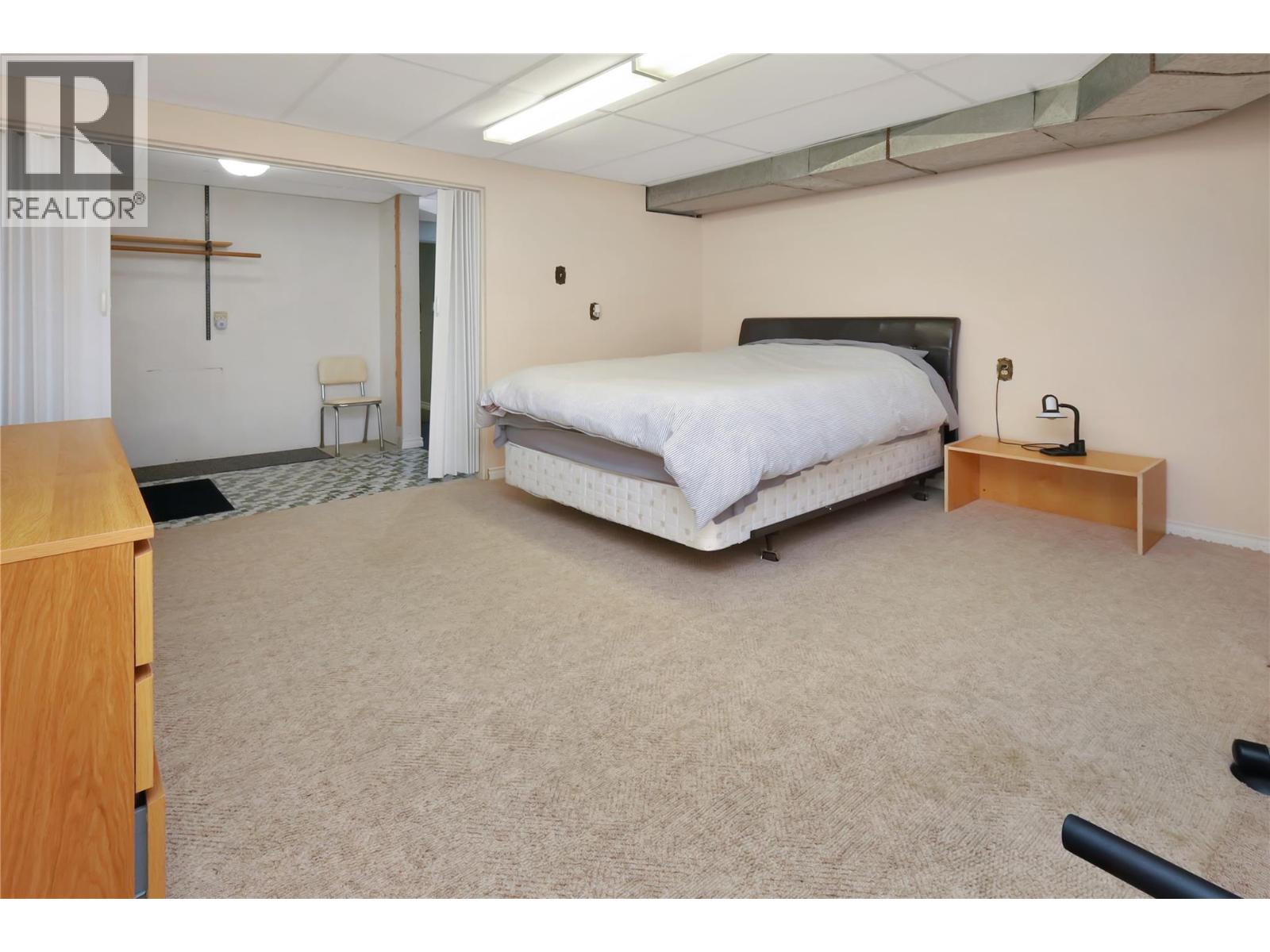 3526 Island Pond Road Property Photo 40