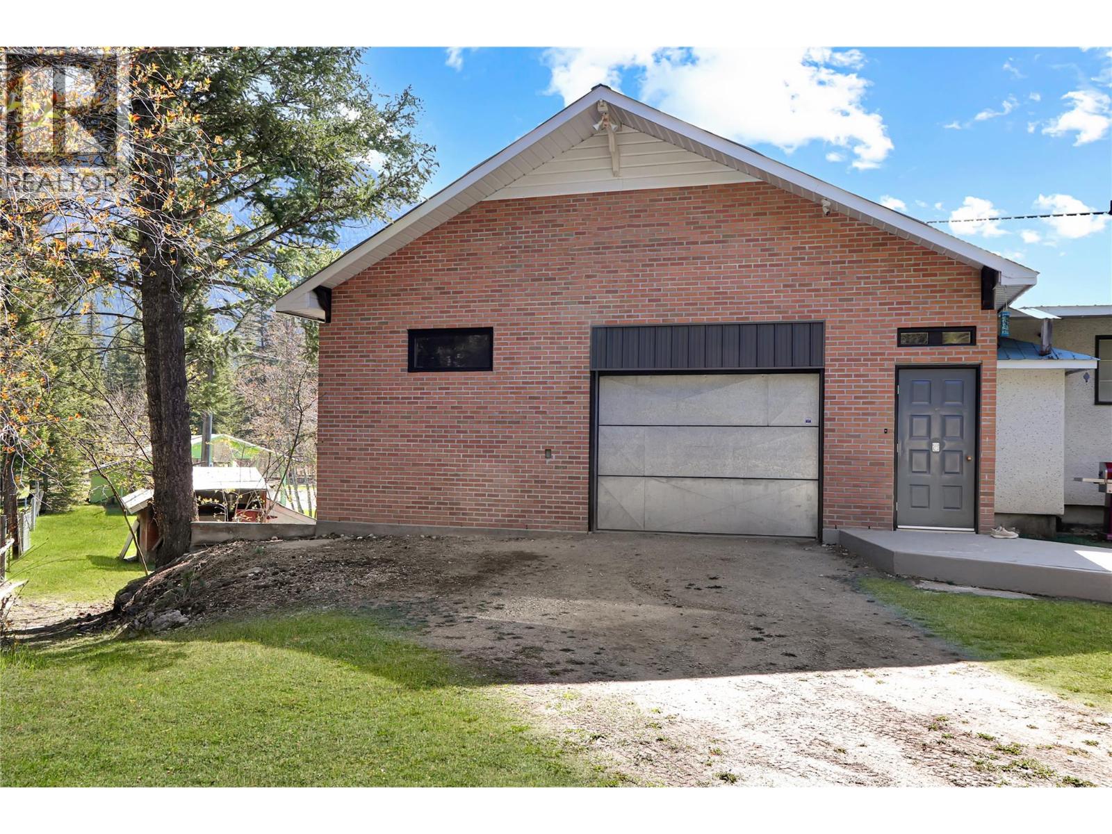3526 Island Pond Road Property Photo 45