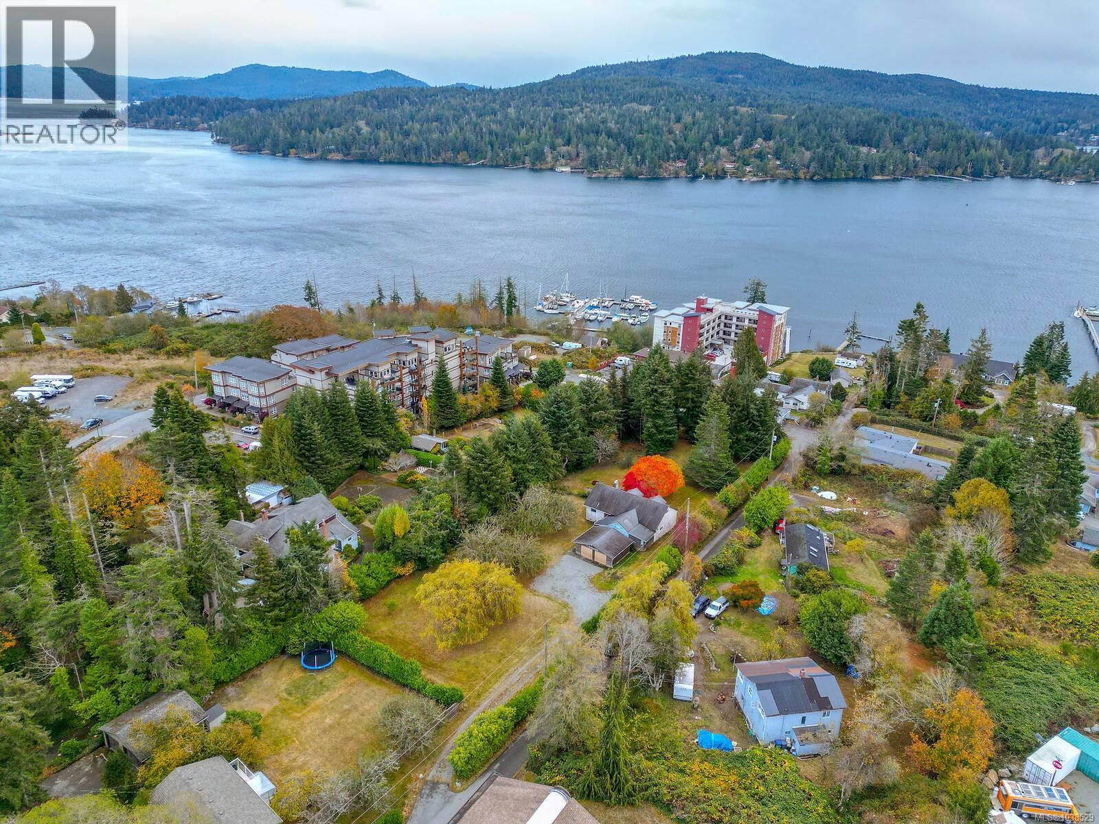 6613 Sooke Rd Property Photo 6