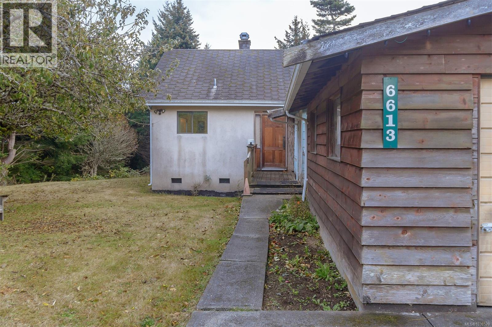6613 Sooke Rd Property Photo 10