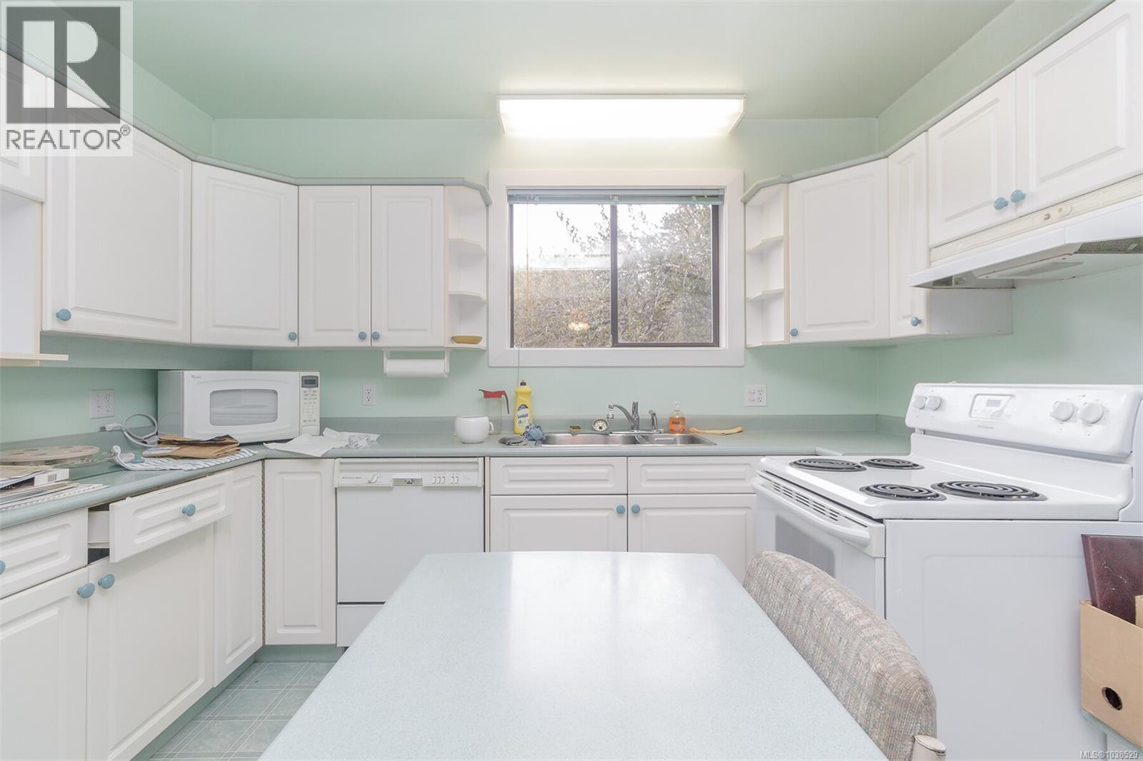 6613 Sooke Rd Property Photo 19
