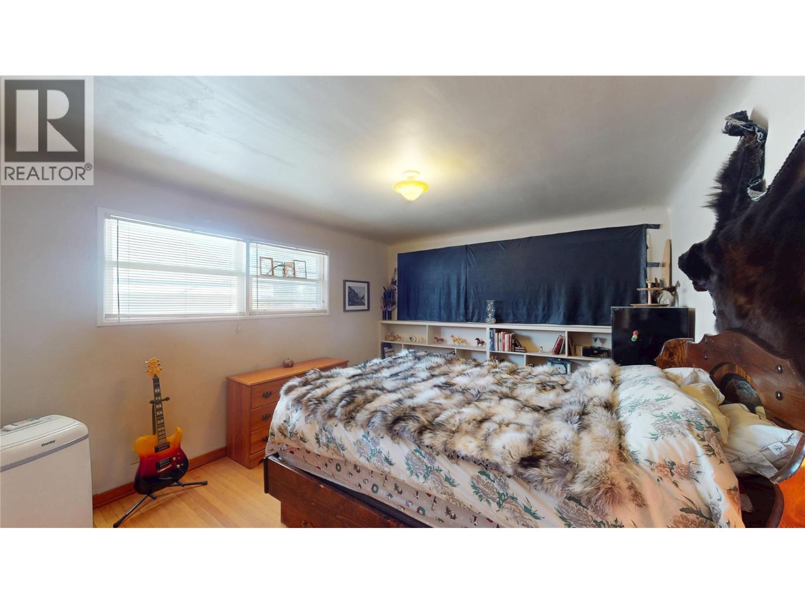 325 14 Avenue S Property Photo 13