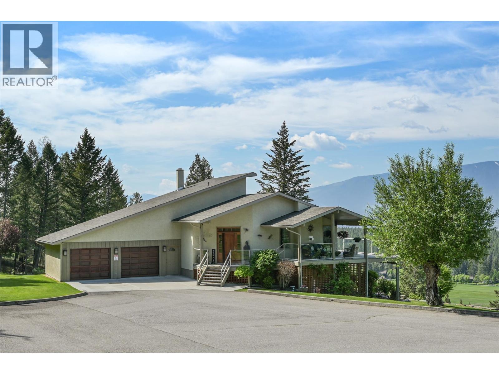 9520 Juniper Heights Road Property Photo 1