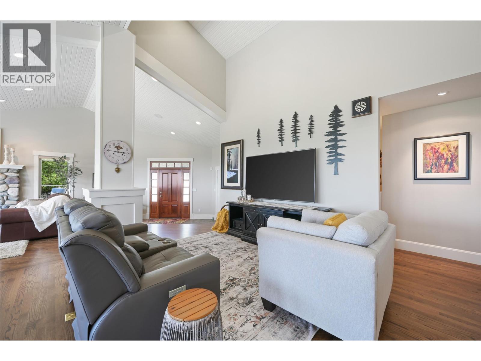 9520 Juniper Heights Road Property Photo 12