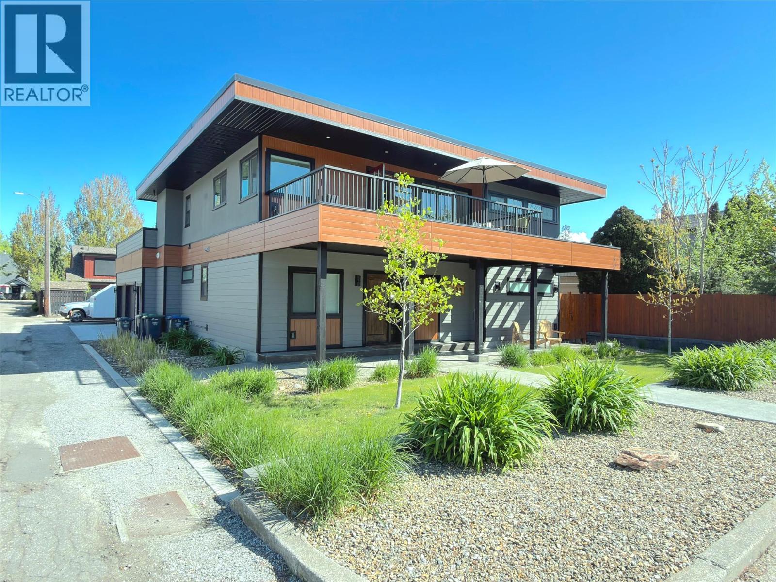 338 Burne Avenue Property Photo 4