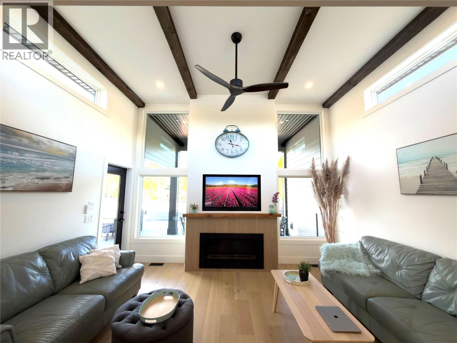338 Burne Avenue Property Photo 10