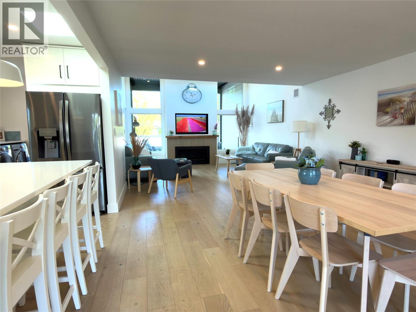 338 Burne Avenue Property Photo 14