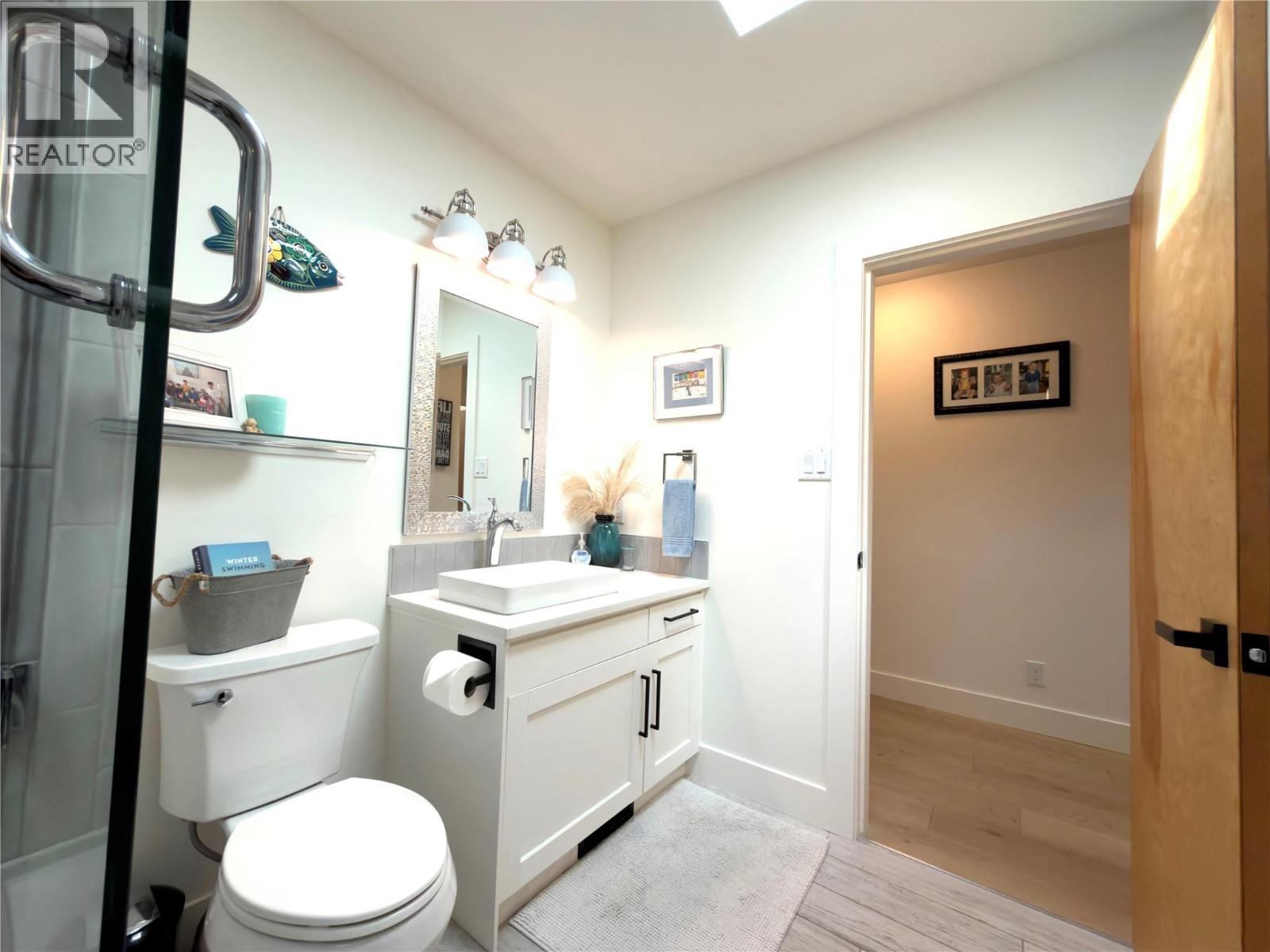 338 Burne Avenue Property Photo 39