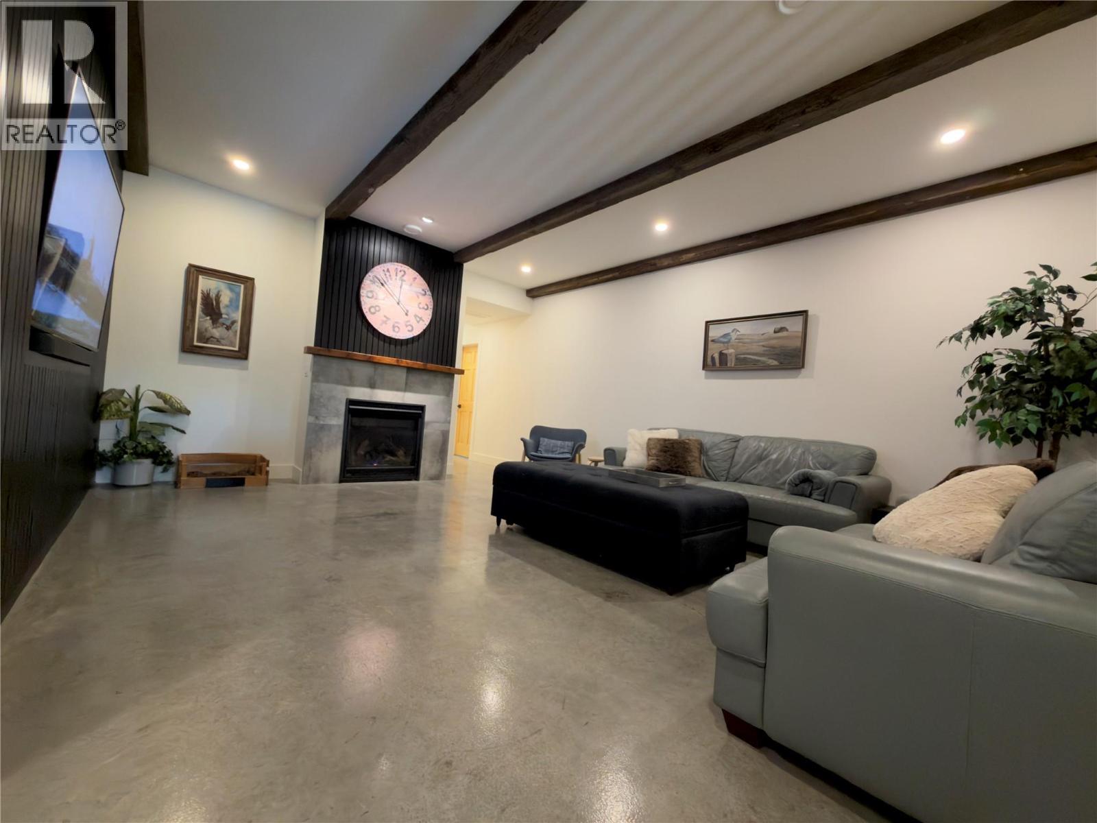 338 Burne Avenue Property Photo 41