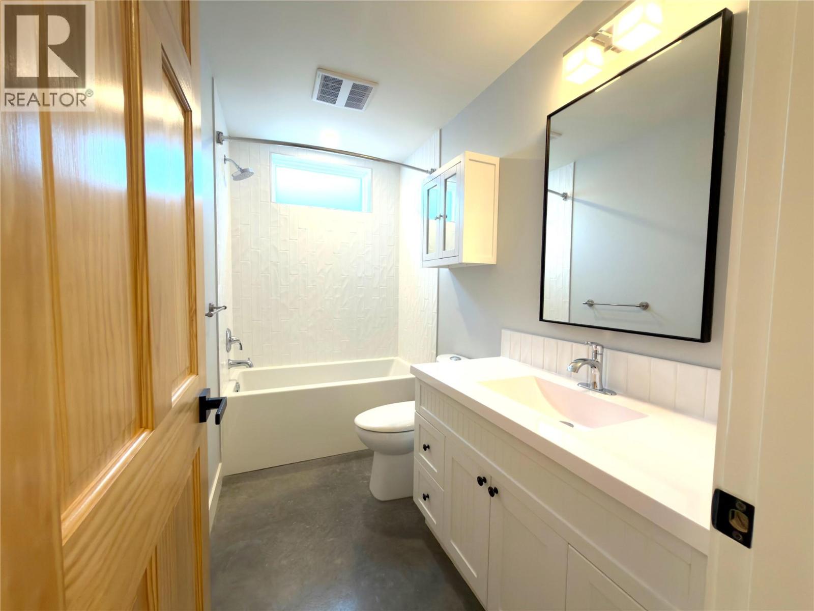338 Burne Avenue Property Photo 65