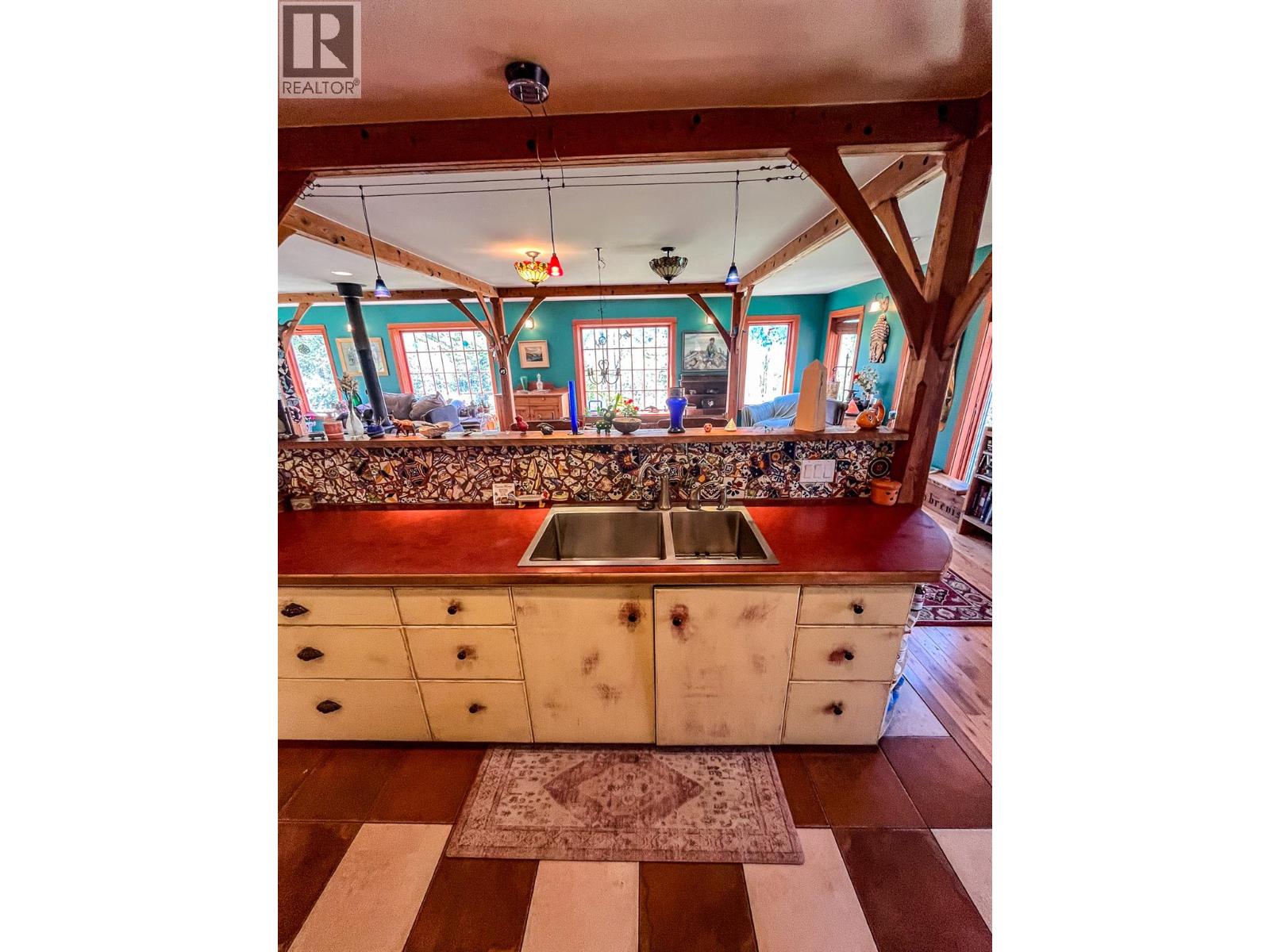 395 Boven Road Property Photo 13