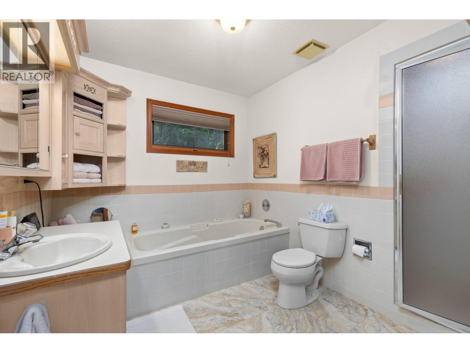 9222 Smith Road Property Photo 15