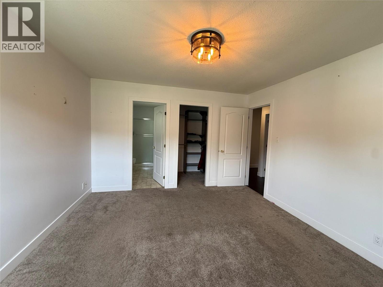 11530 Turtle Bay Court Property Photo 14