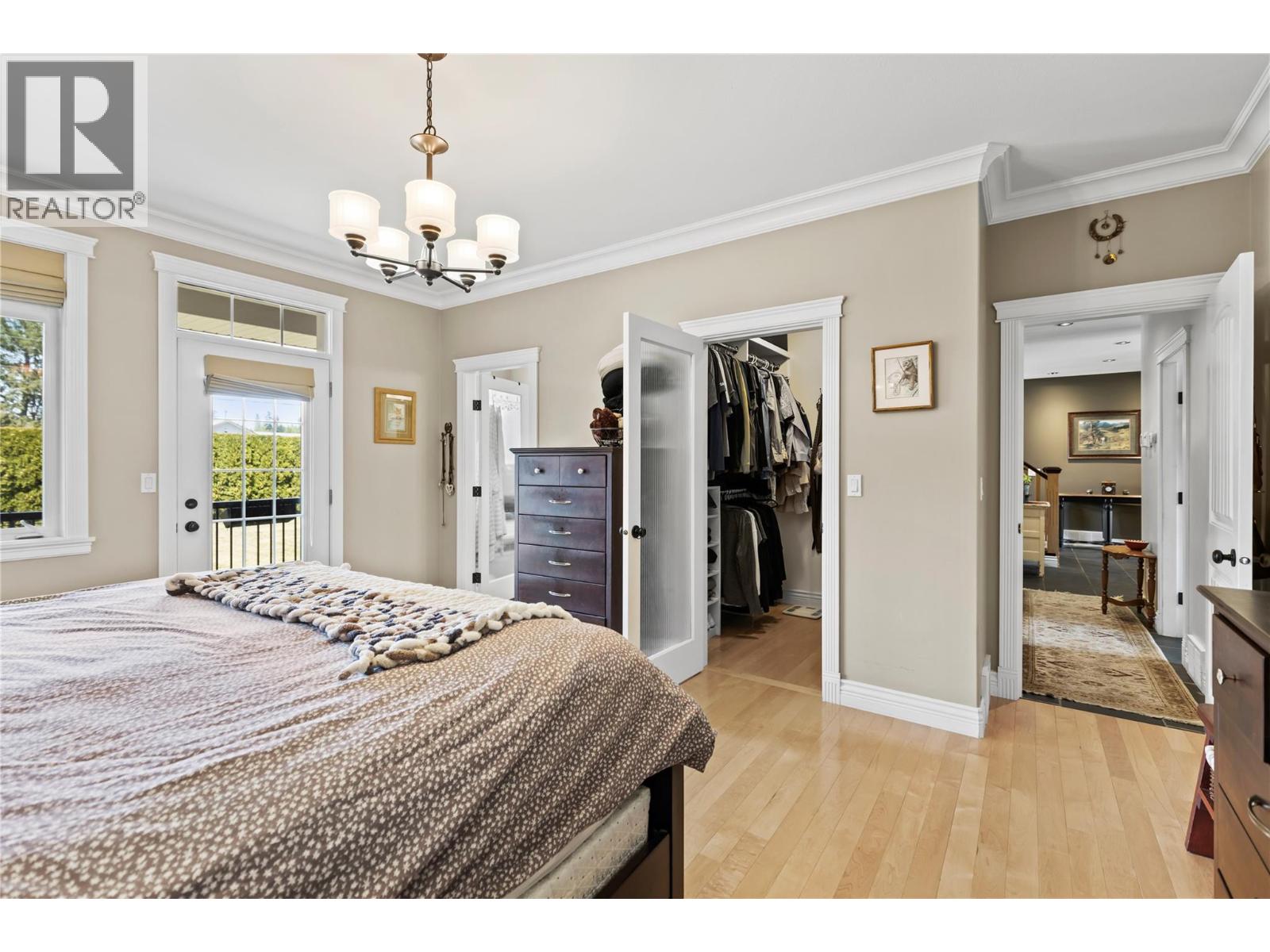 252 Oriole Way Property Photo 26
