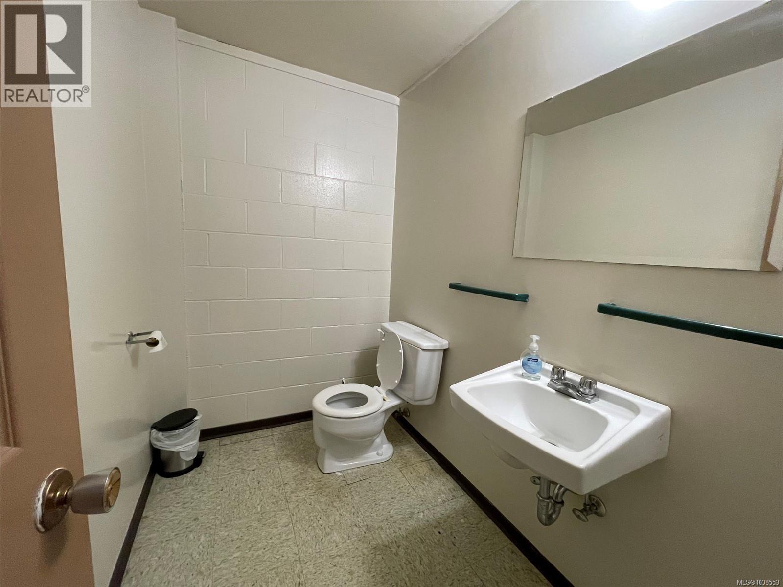 4511 Gertrude St Property Photo 10