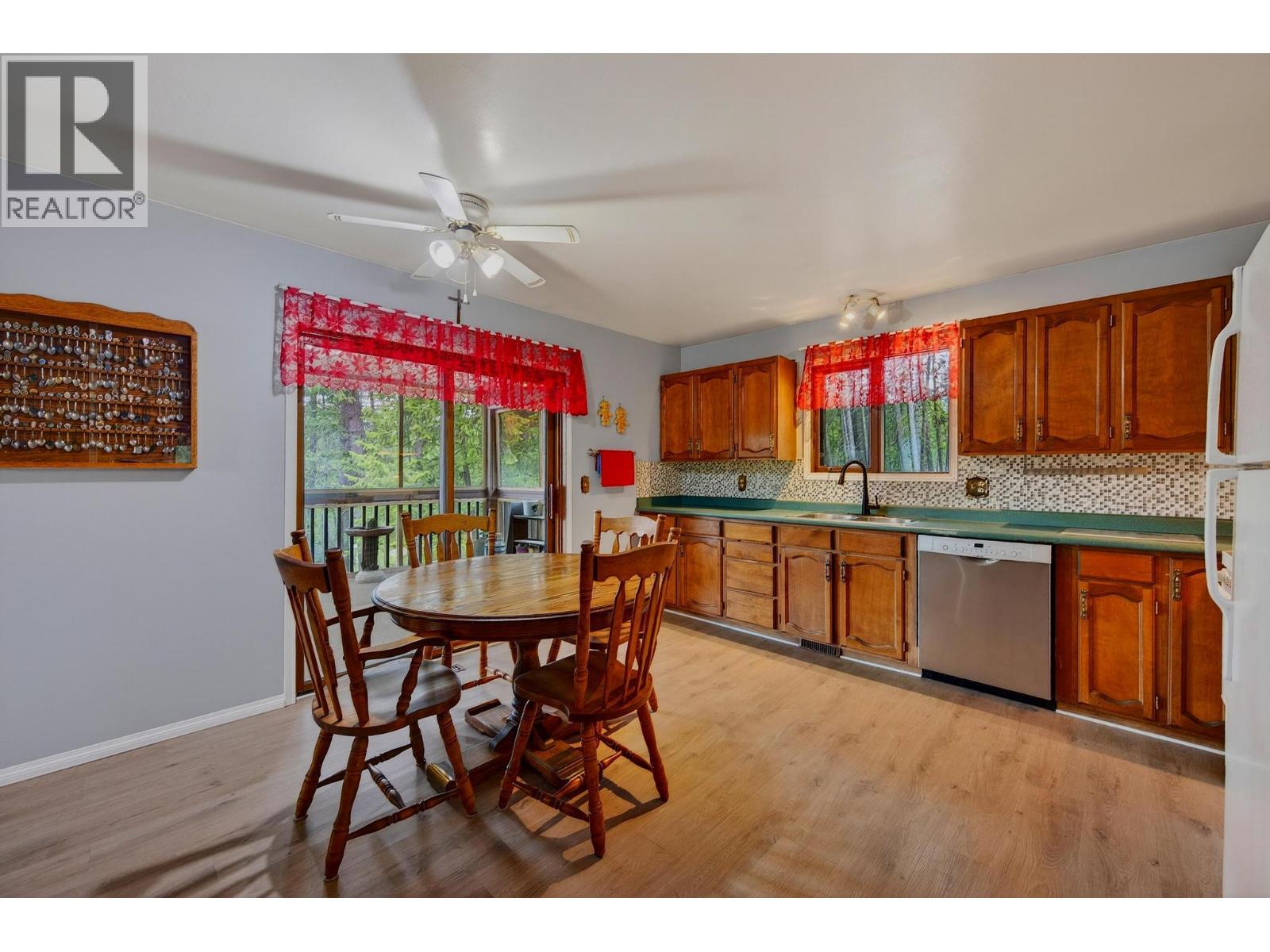 1605 Gareb Road Property Photo 10