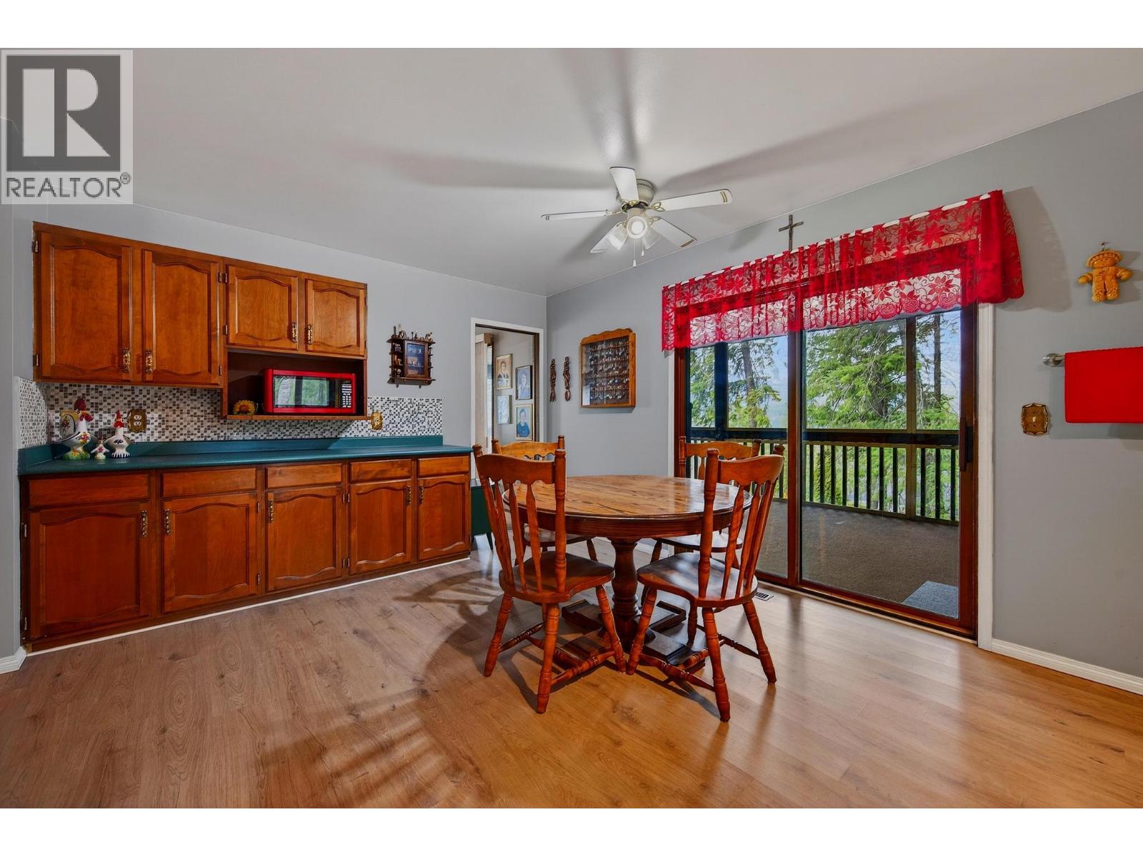 1605 Gareb Road Property Photo 12
