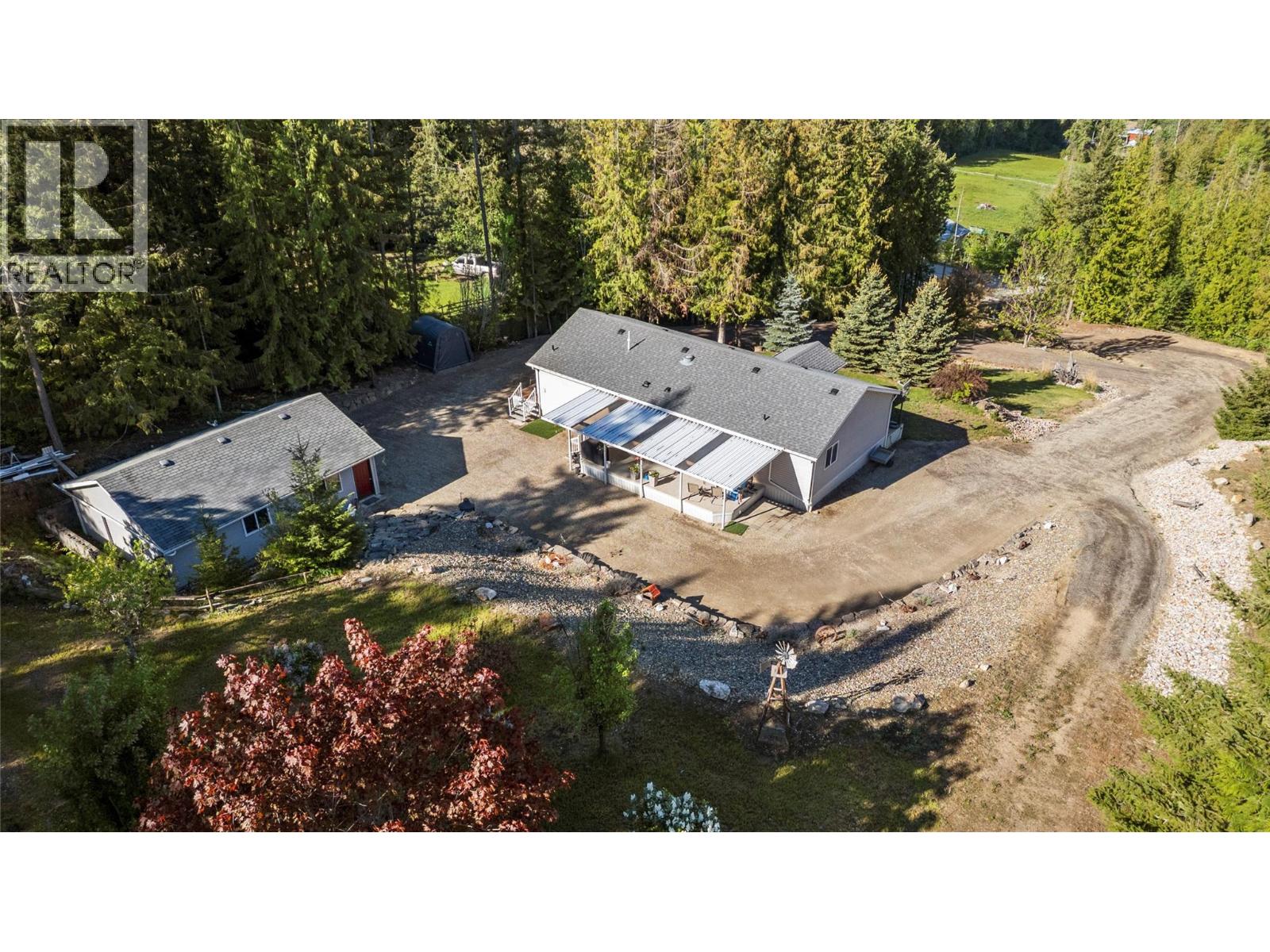 1034 Grandview Bench Road Property Photo 6