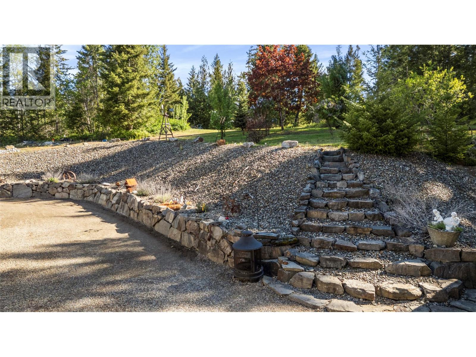 1034 Grandview Bench Road Property Photo 10