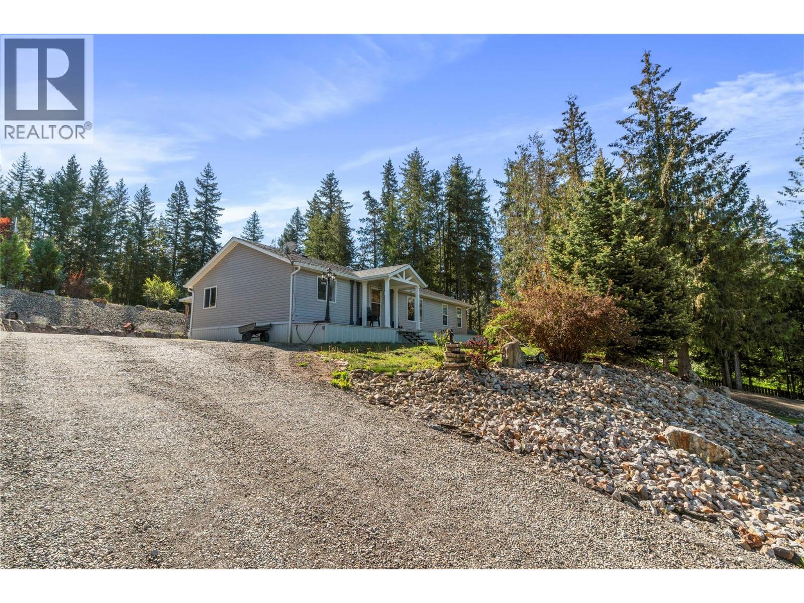 1034 Grandview Bench Road Property Photo 12