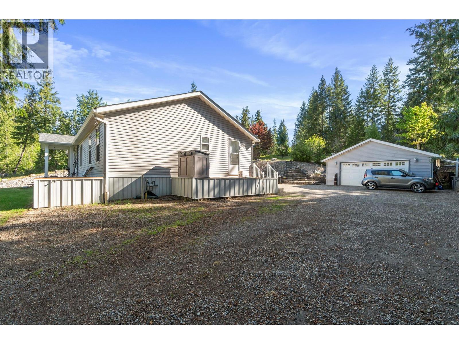1034 Grandview Bench Road Property Photo 14