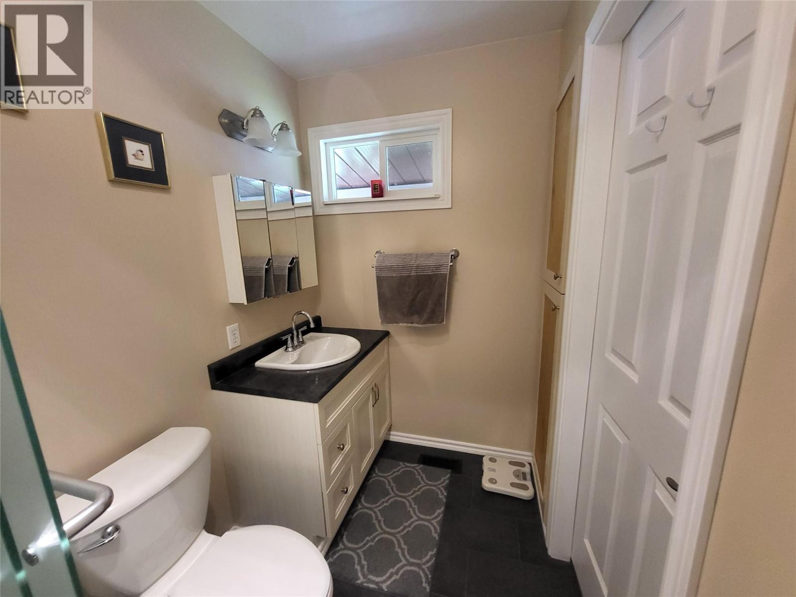 8350 Busk Road Property Photo 18