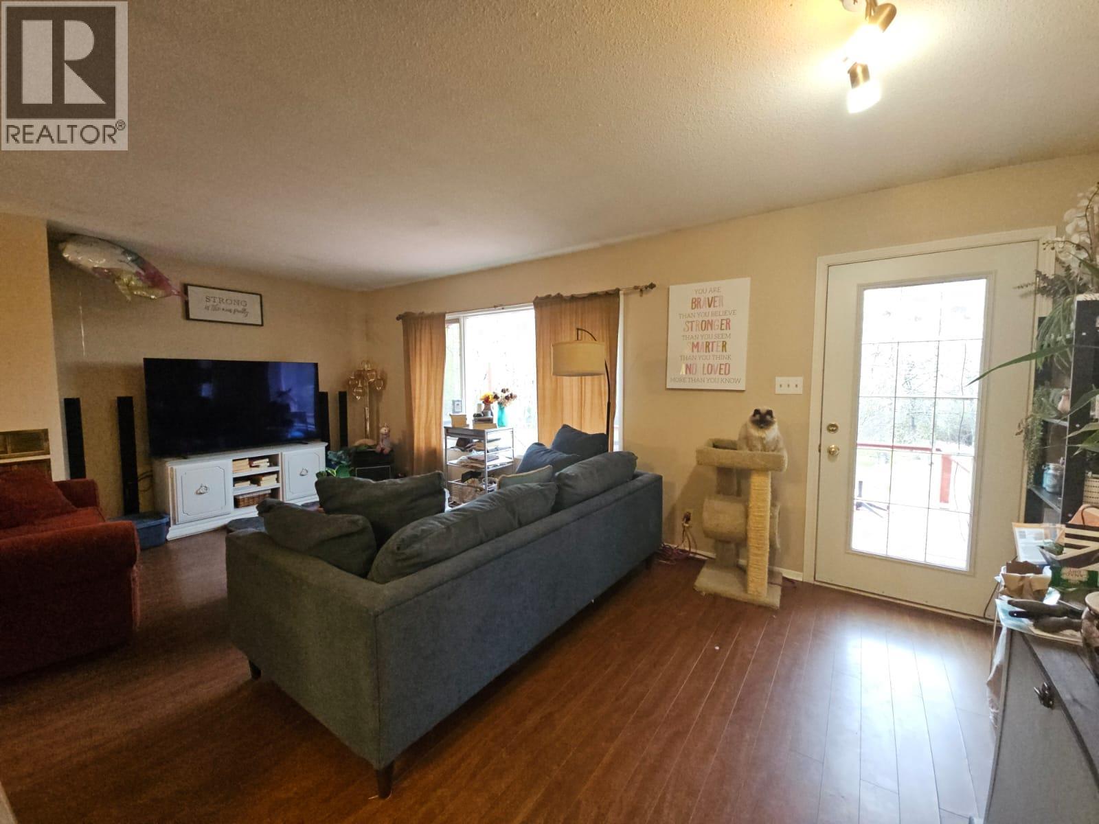 6327 Wildmare Sub Property Photo 10