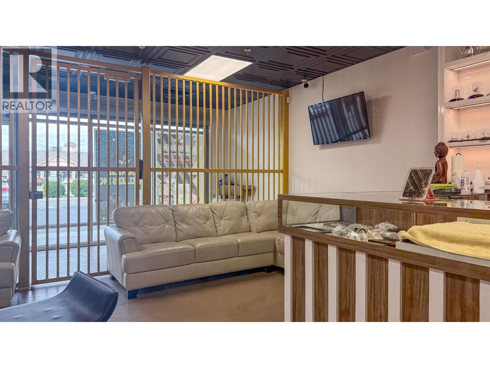 191 Hollywood Road S Unit# 3 Property Photo 10