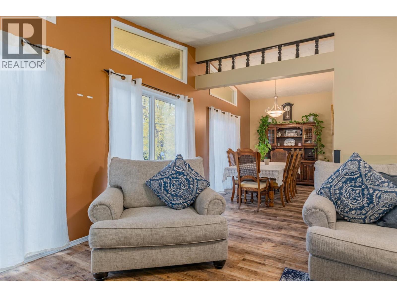 1224 Third Avenue Property Photo 8