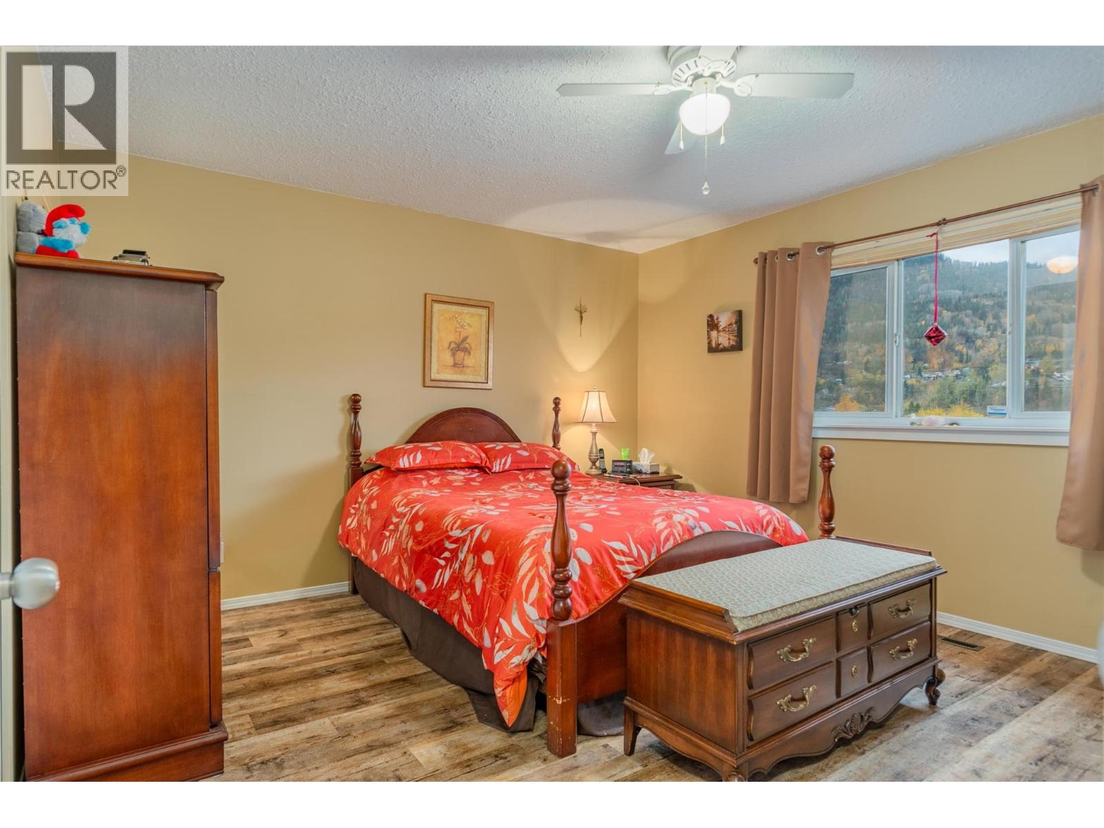 1224 Third Avenue Property Photo 17