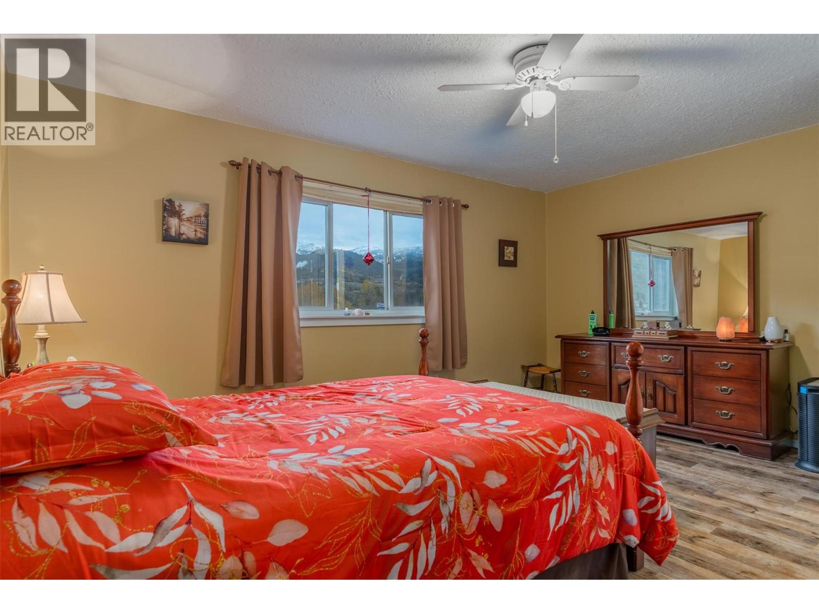 1224 Third Avenue Property Photo 19