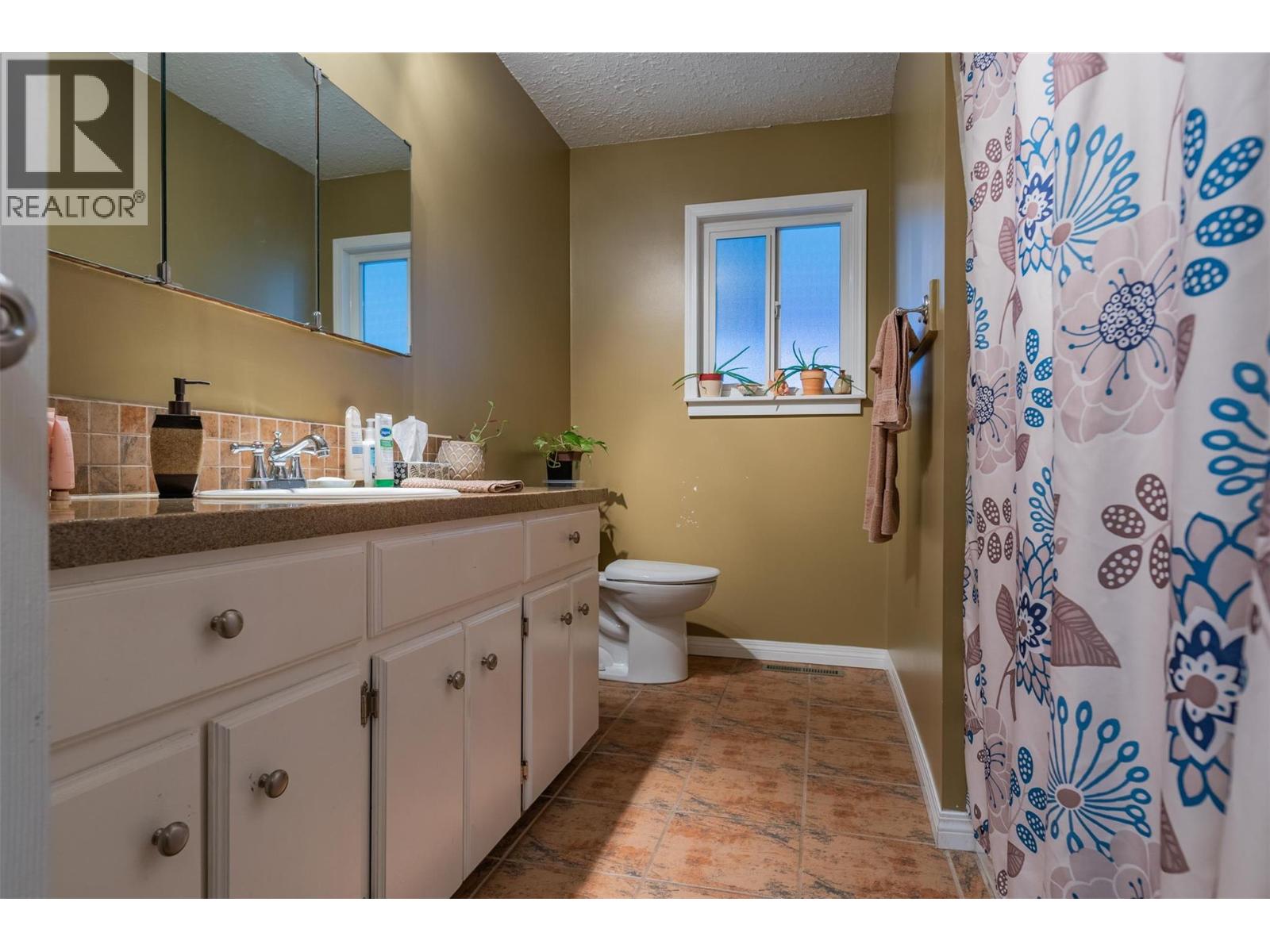 1224 Third Avenue Property Photo 21