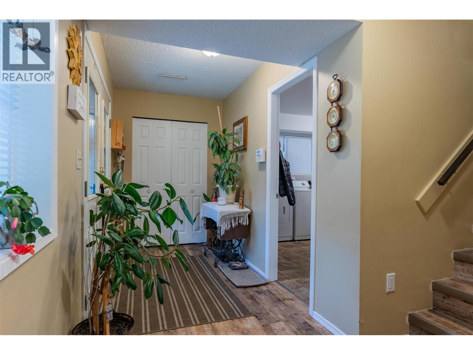 1224 Third Avenue Property Photo 24