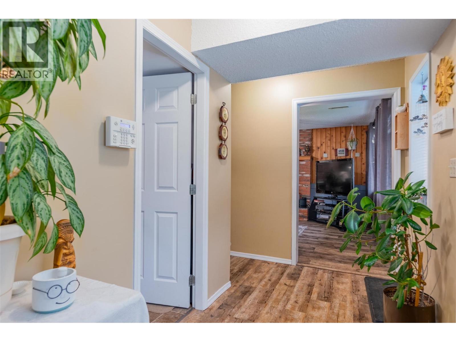 1224 Third Avenue Property Photo 25