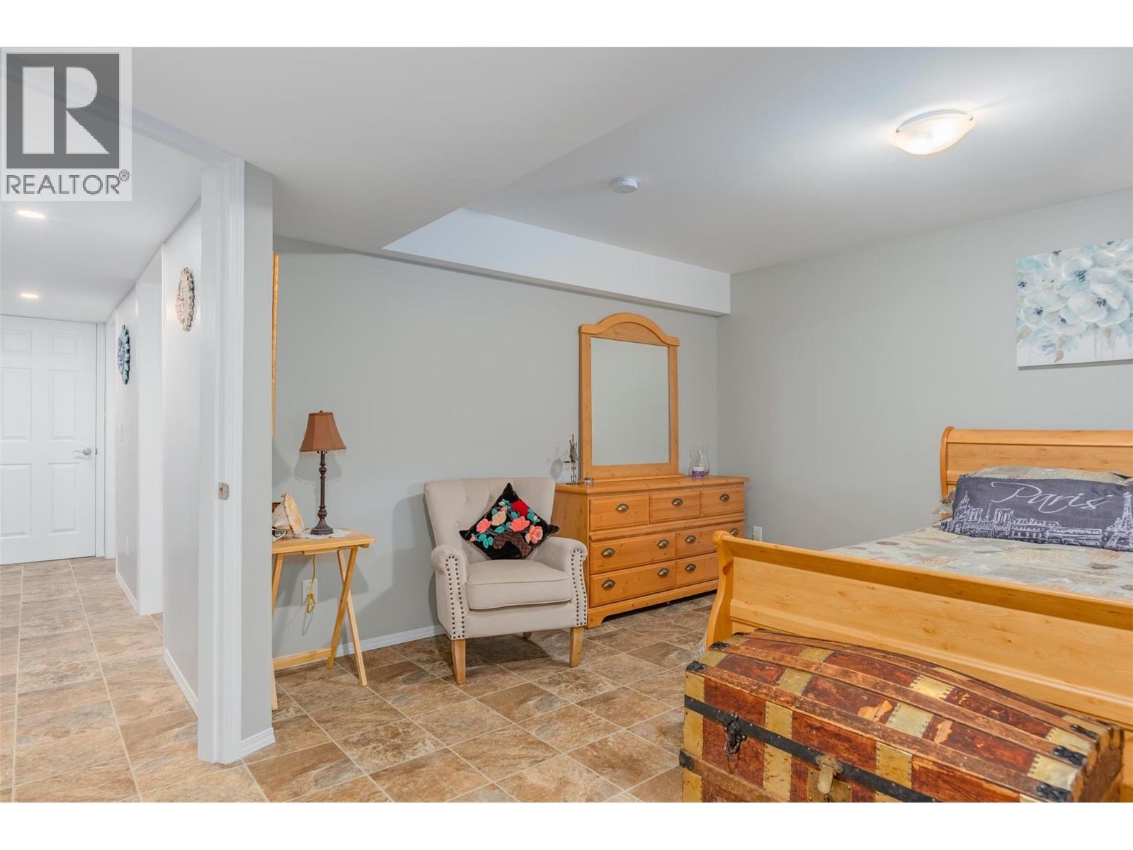 1224 Third Avenue Property Photo 36