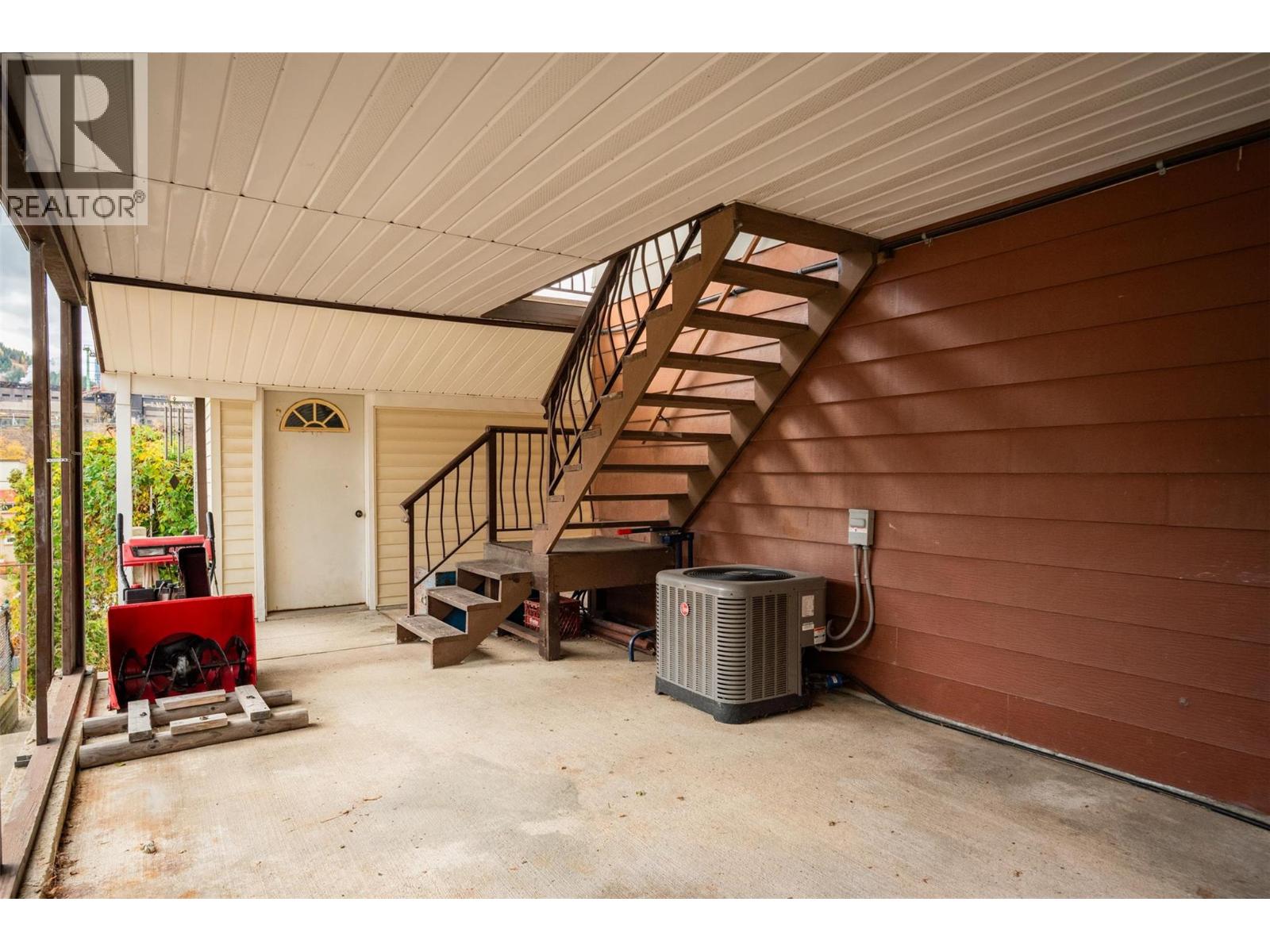 1224 Third Avenue Property Photo 46