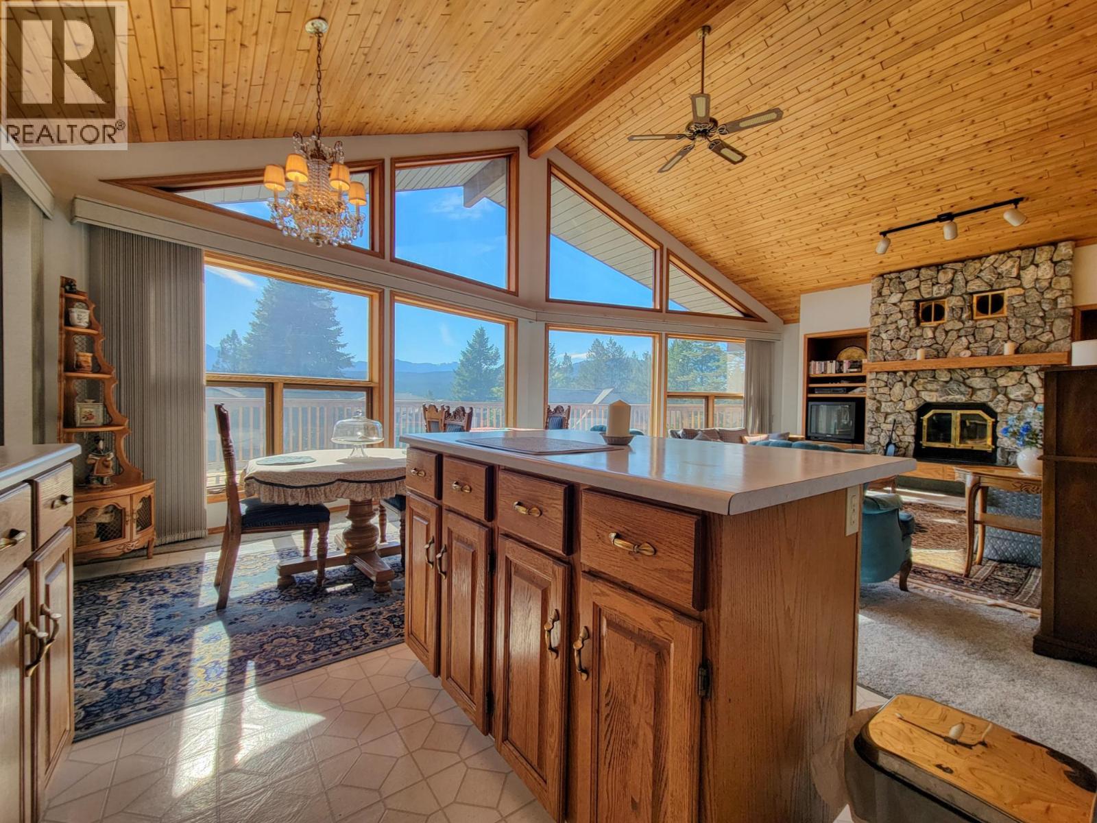 7326 Glacier Drive Property Photo 1