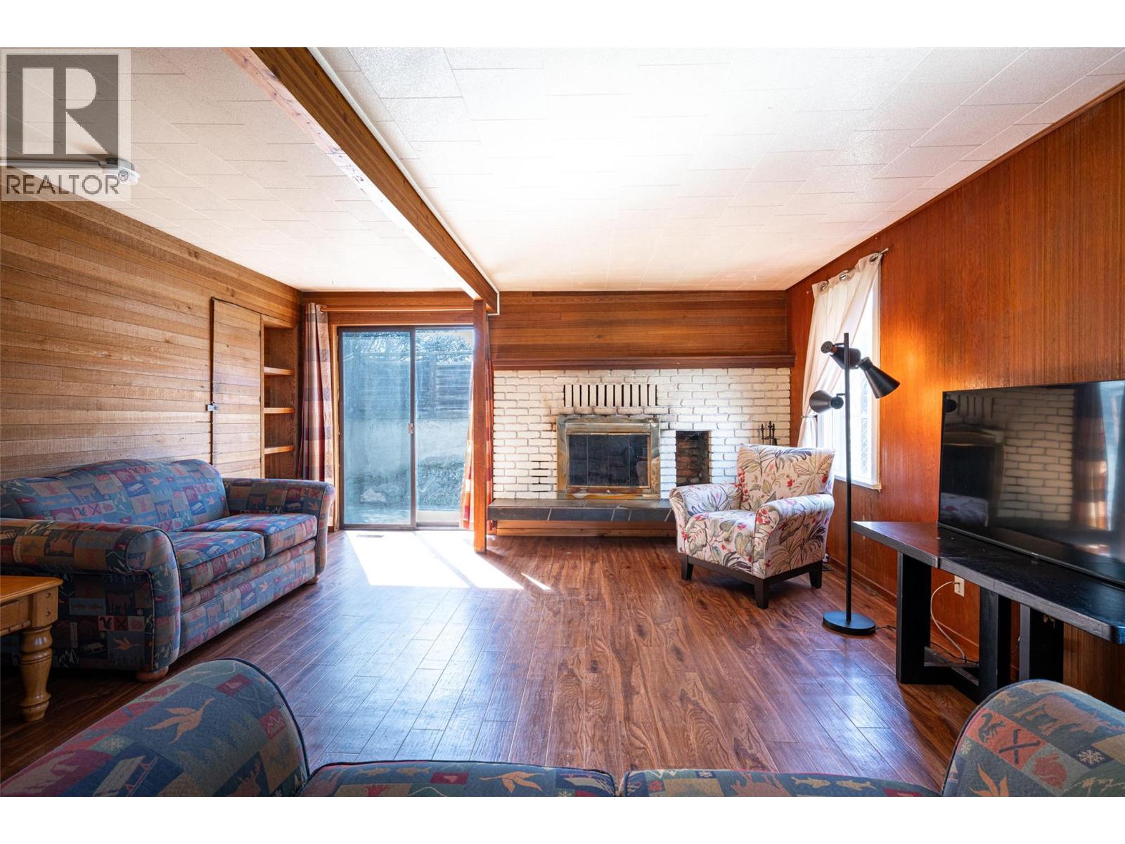 10091 6 Highway Property Photo 13