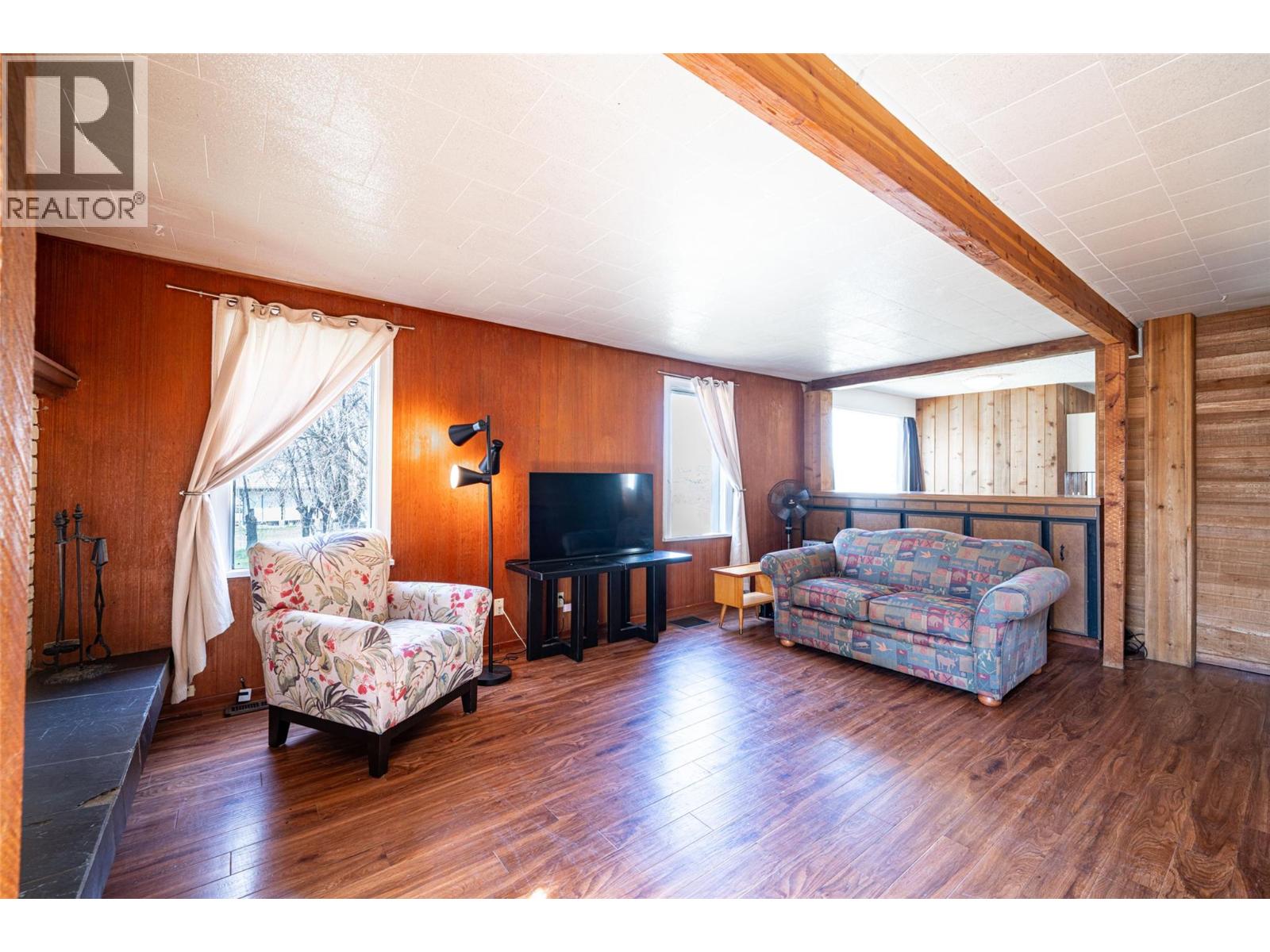 10091 6 Highway Property Photo 14