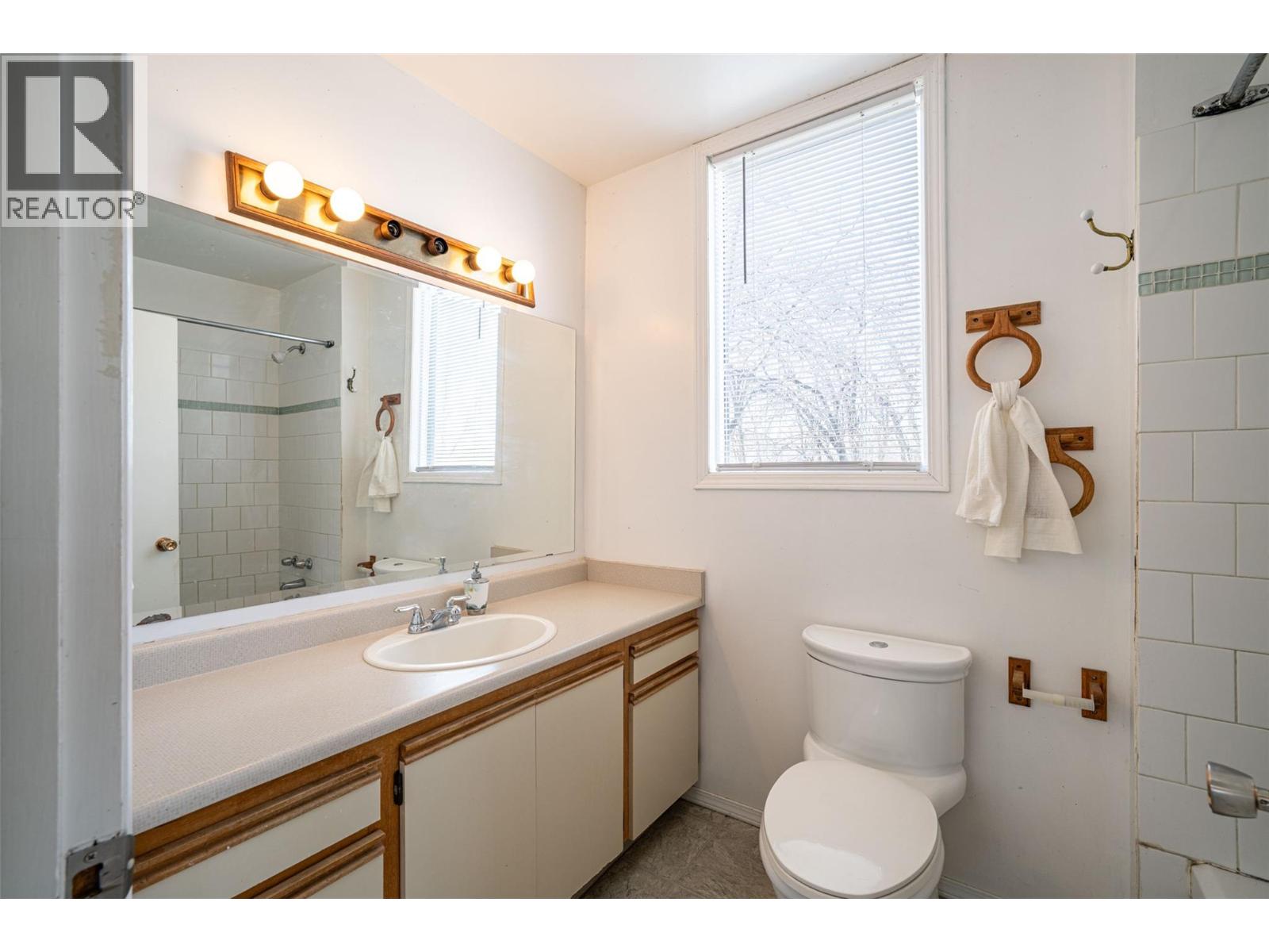 10091 6 Highway Property Photo 16