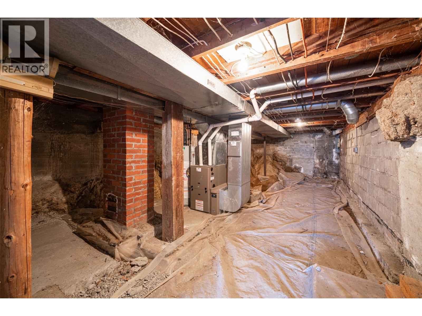 10091 6 Highway Property Photo 28