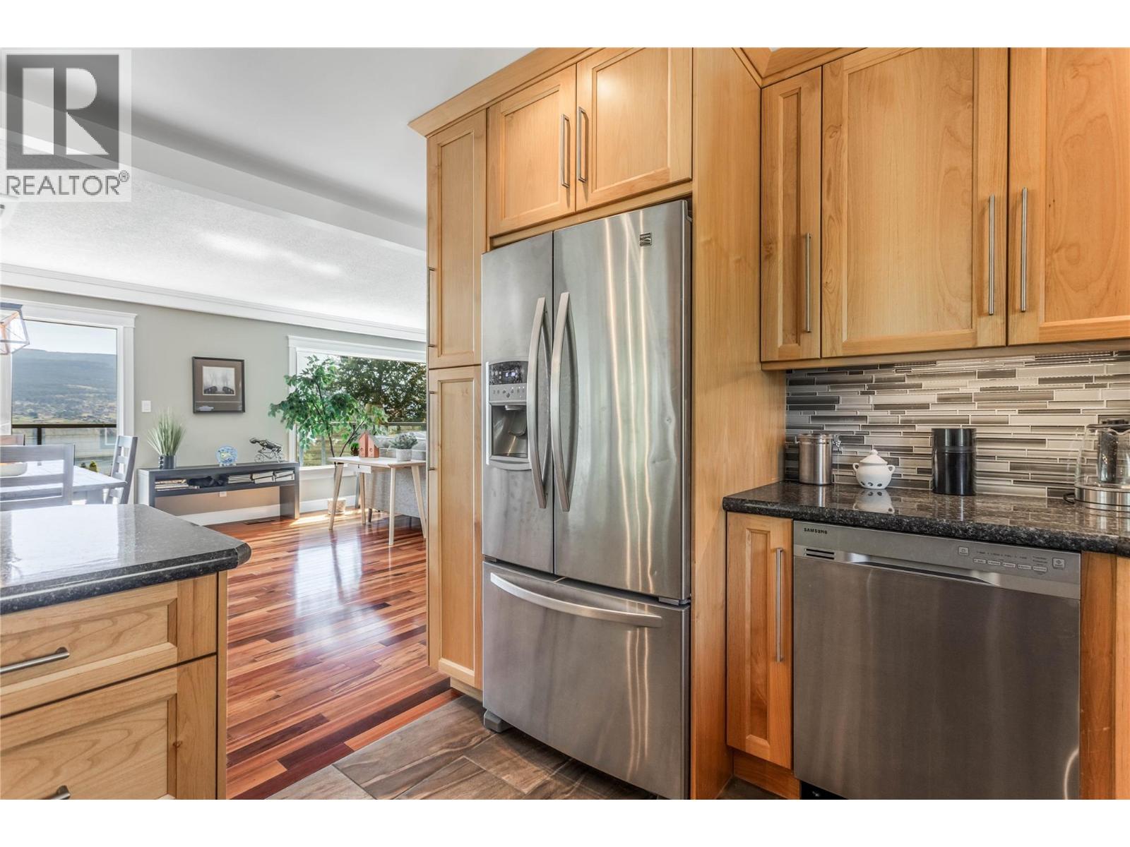 10217 Giants Head Road Property Photo 10