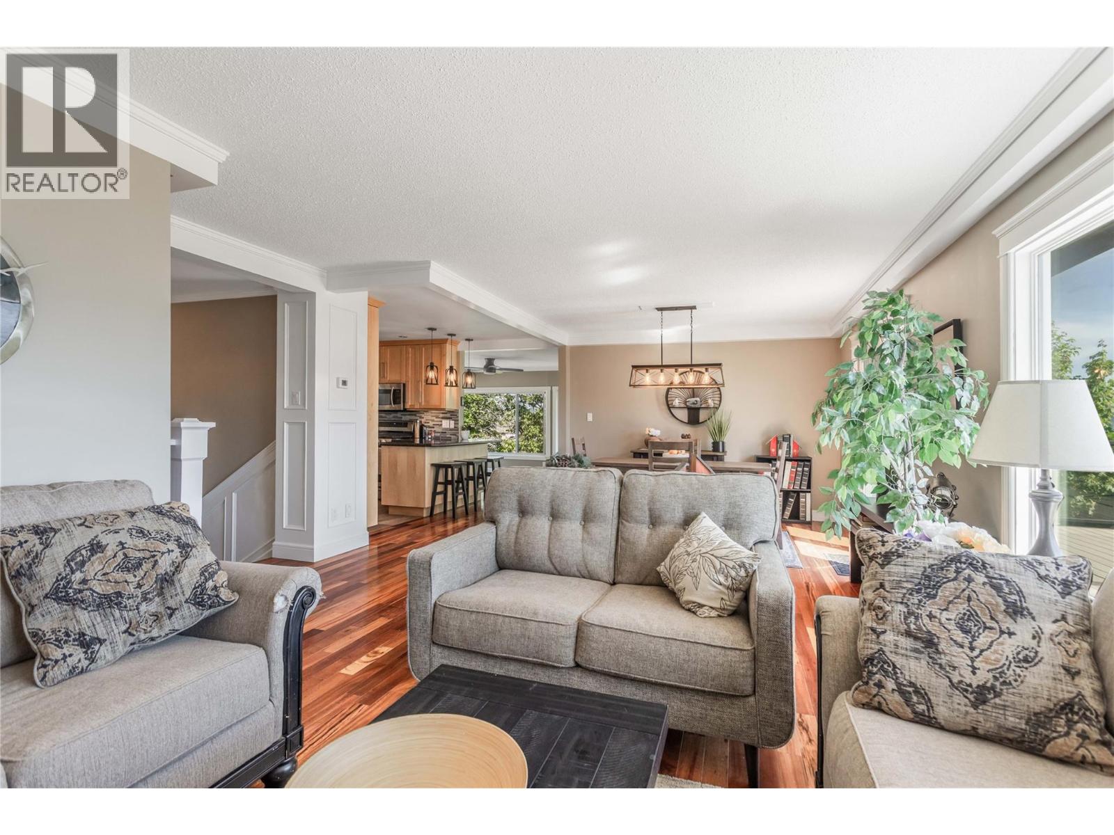 10217 Giants Head Road Property Photo 14