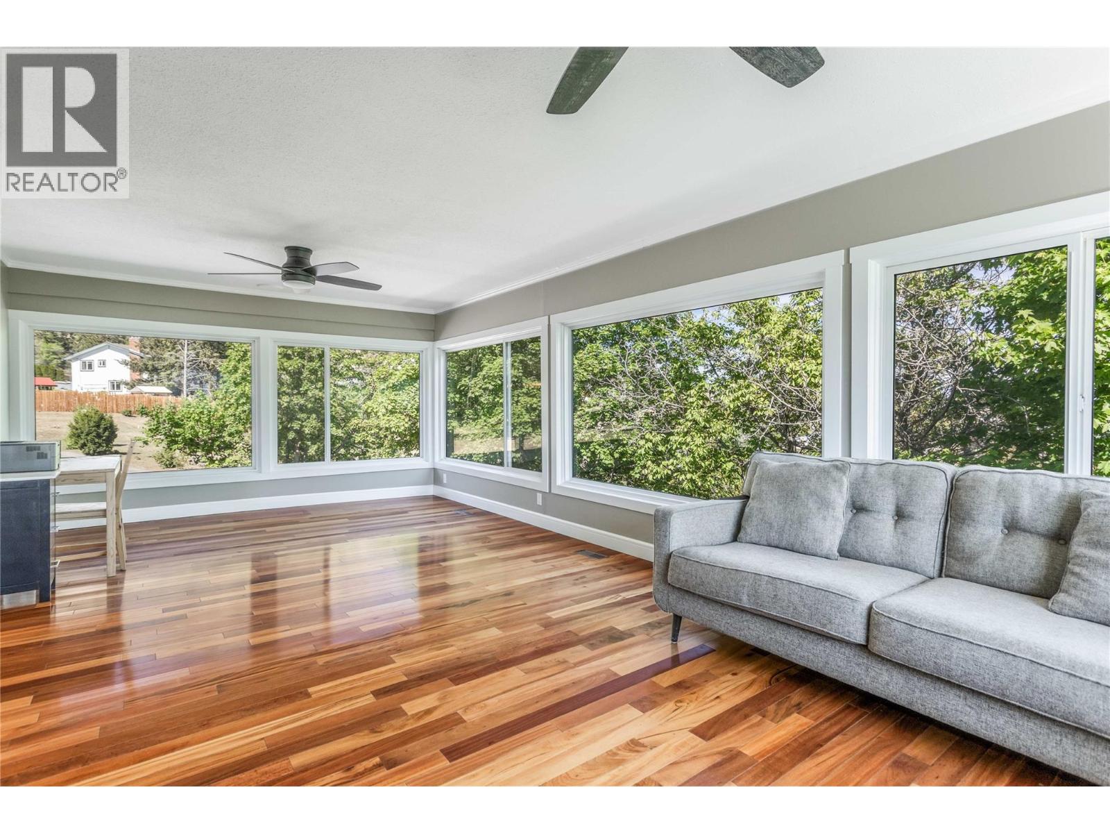 10217 Giants Head Road Property Photo 15