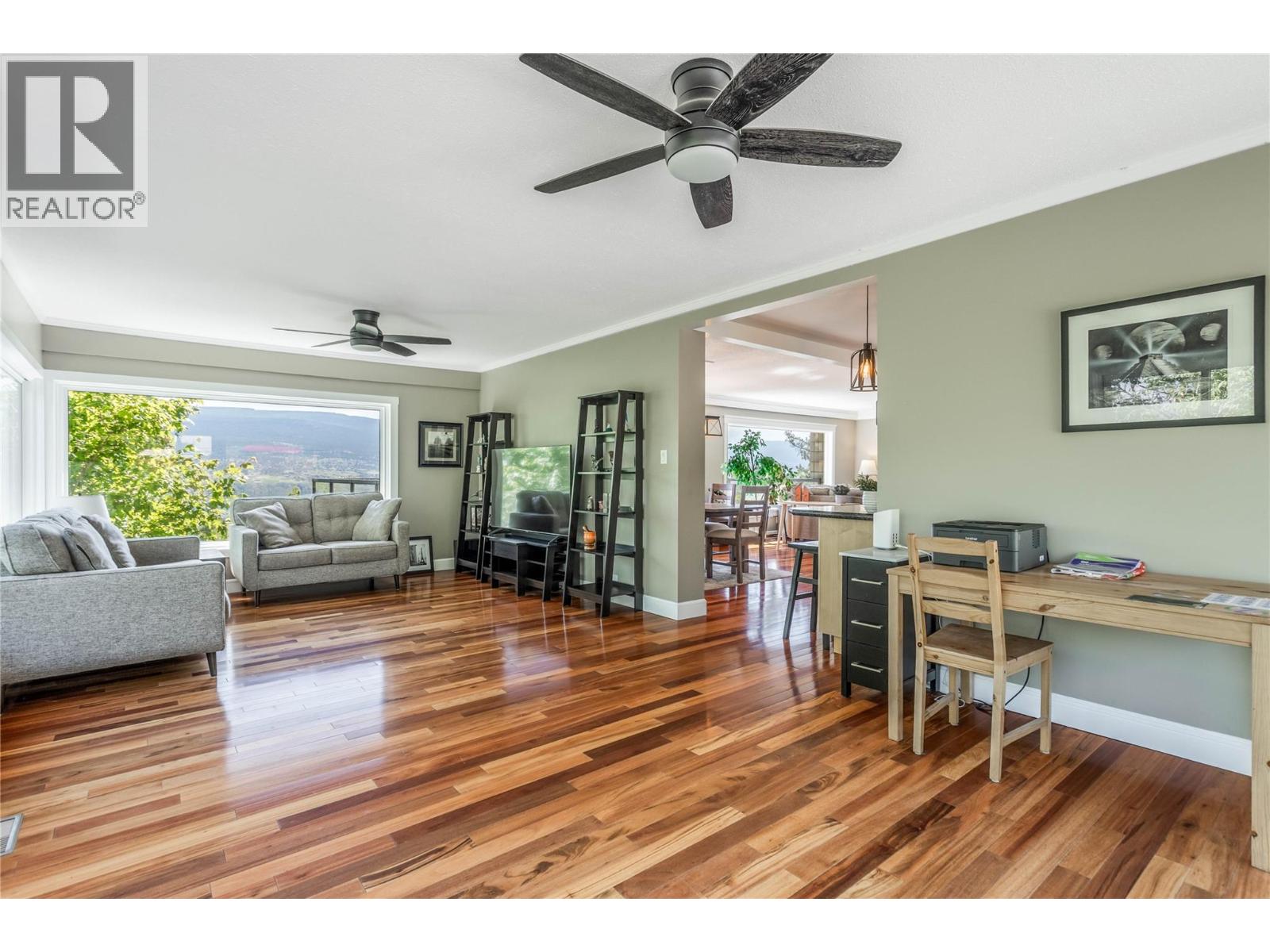 10217 Giants Head Road Property Photo 17