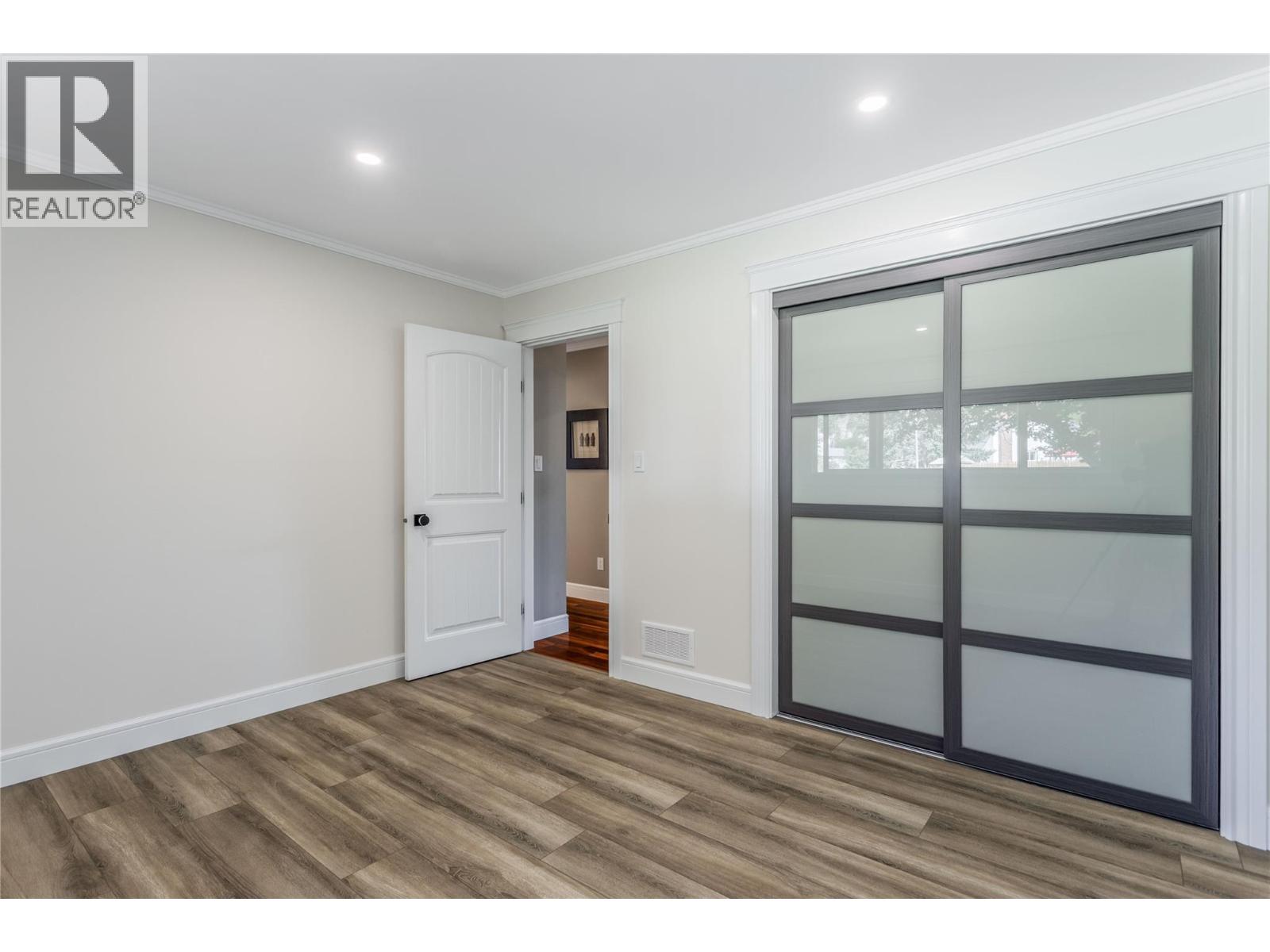 10217 Giants Head Road Property Photo 22