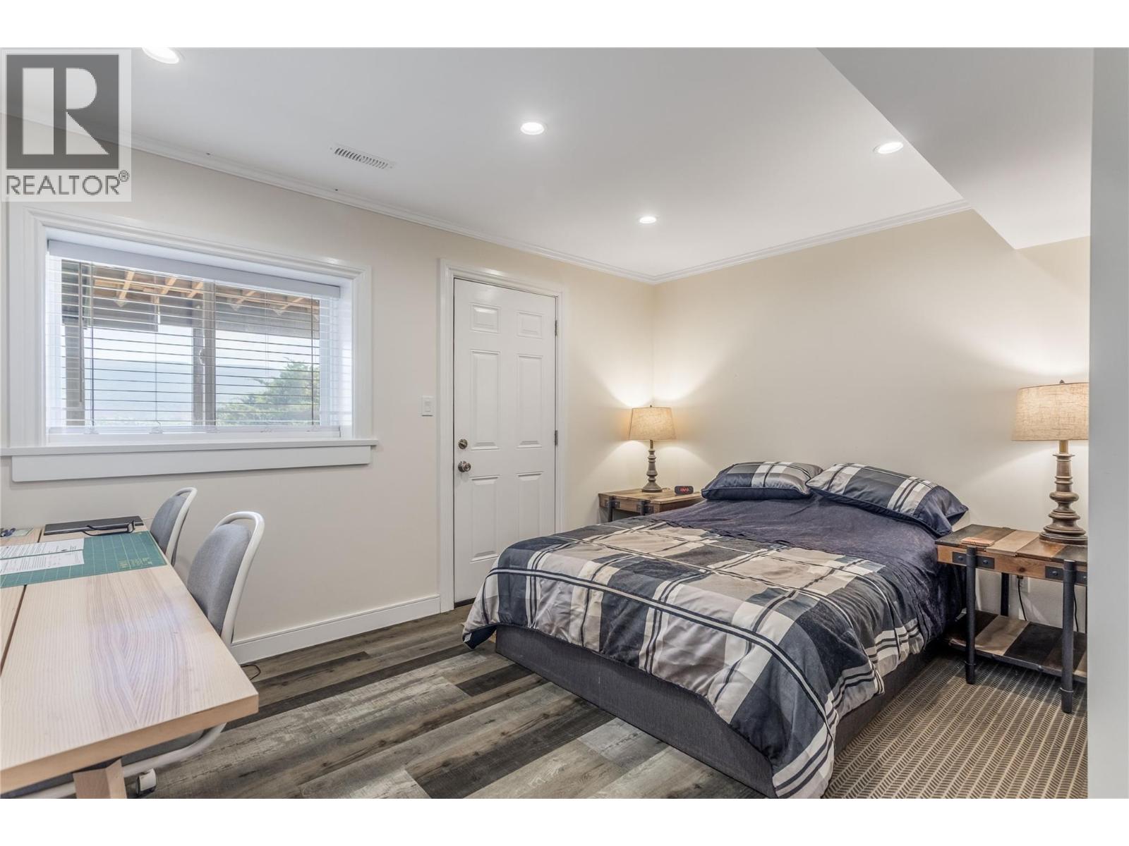 10217 Giants Head Road Property Photo 23