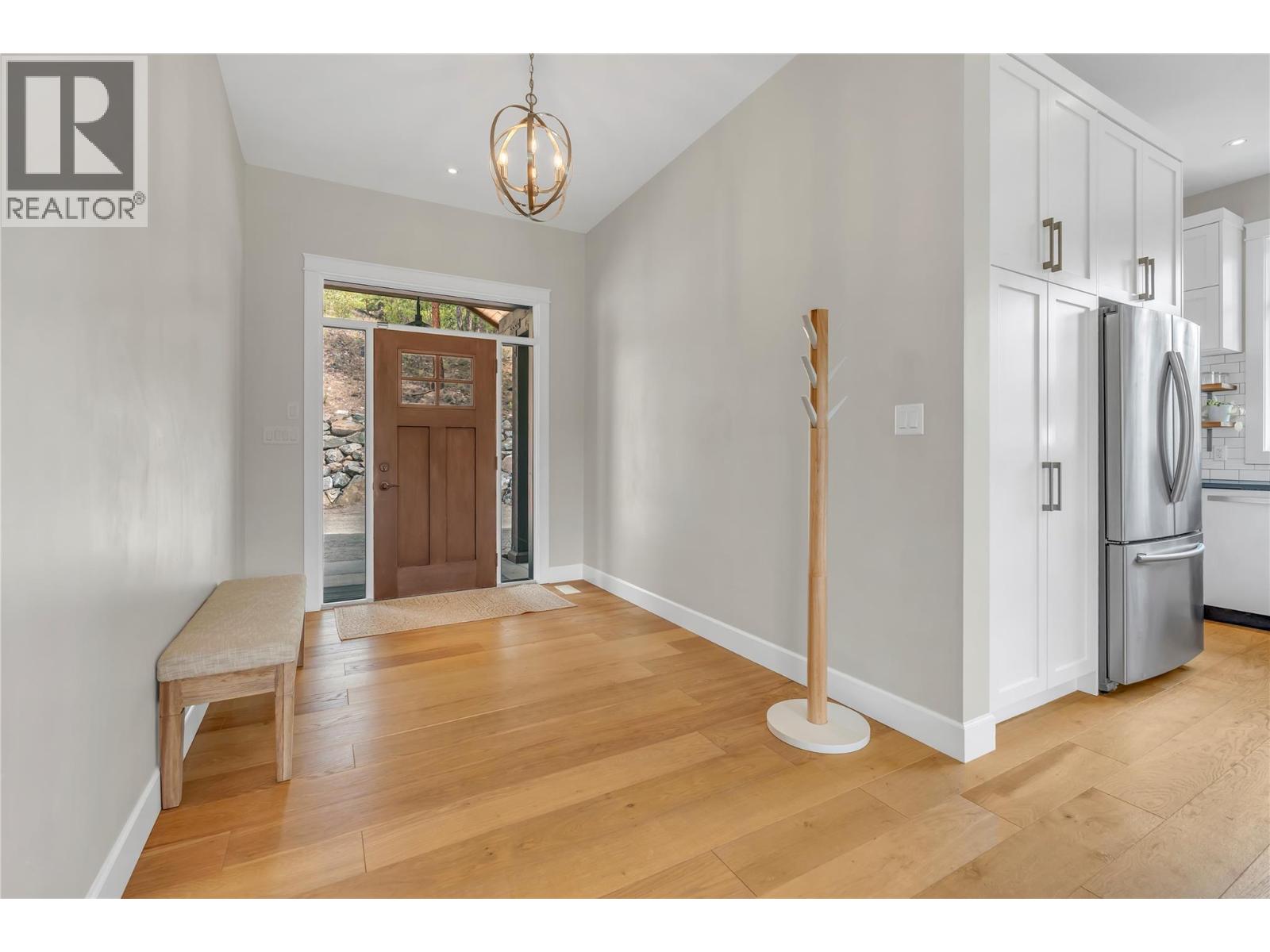 8388 Princeton Summerland Road Property Photo 2